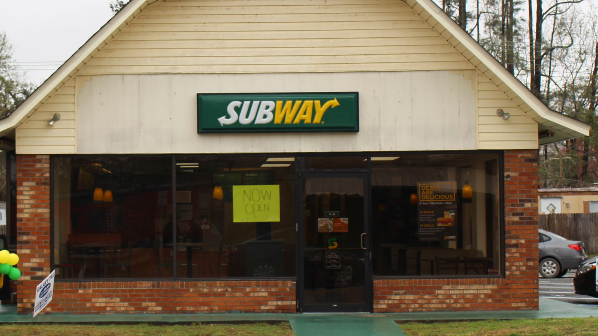 File:Subway restaurant, Chattahoochee.jpg