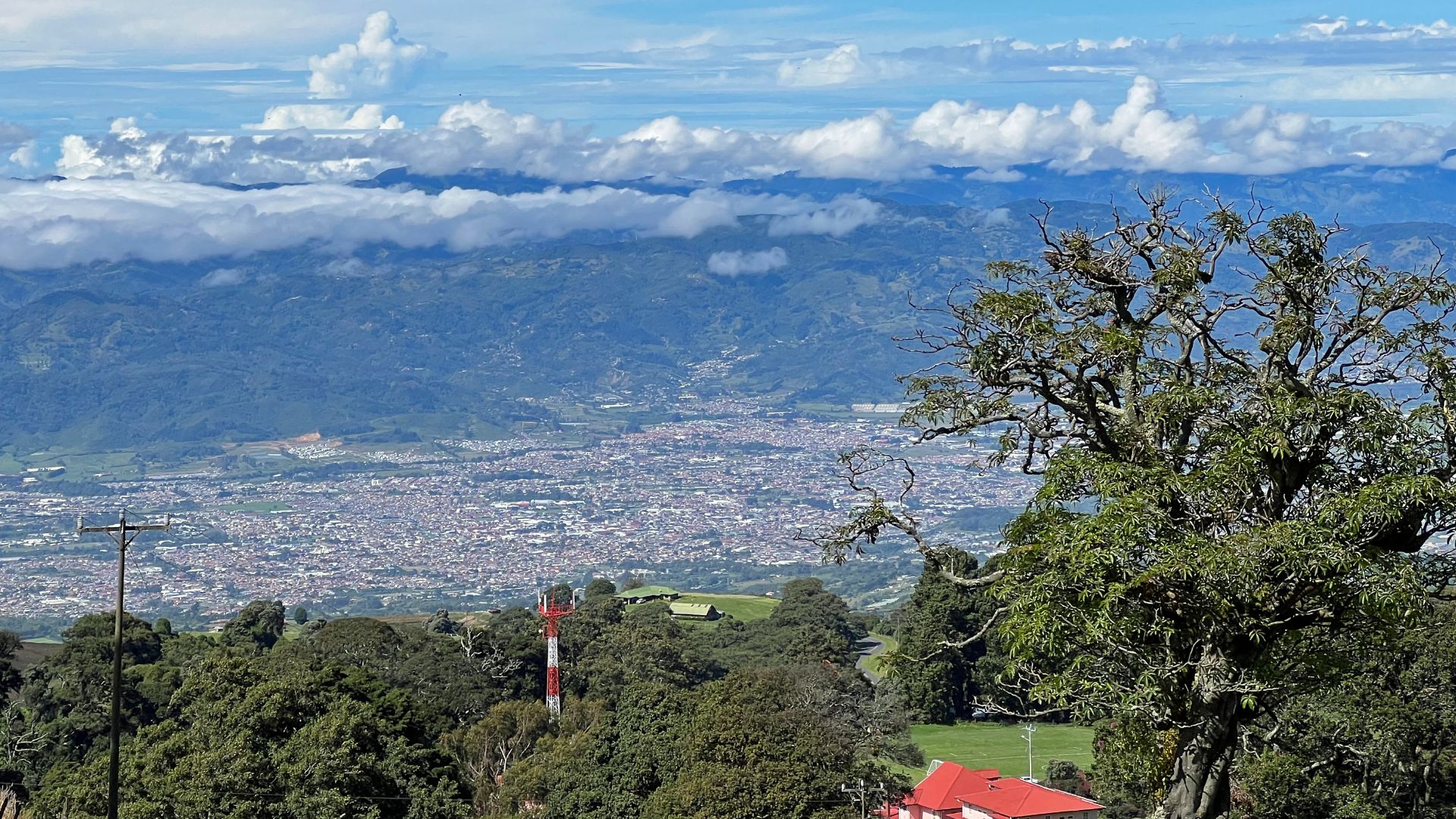 File:View from Irazu volcano CRI 09 2022 8360.jpg