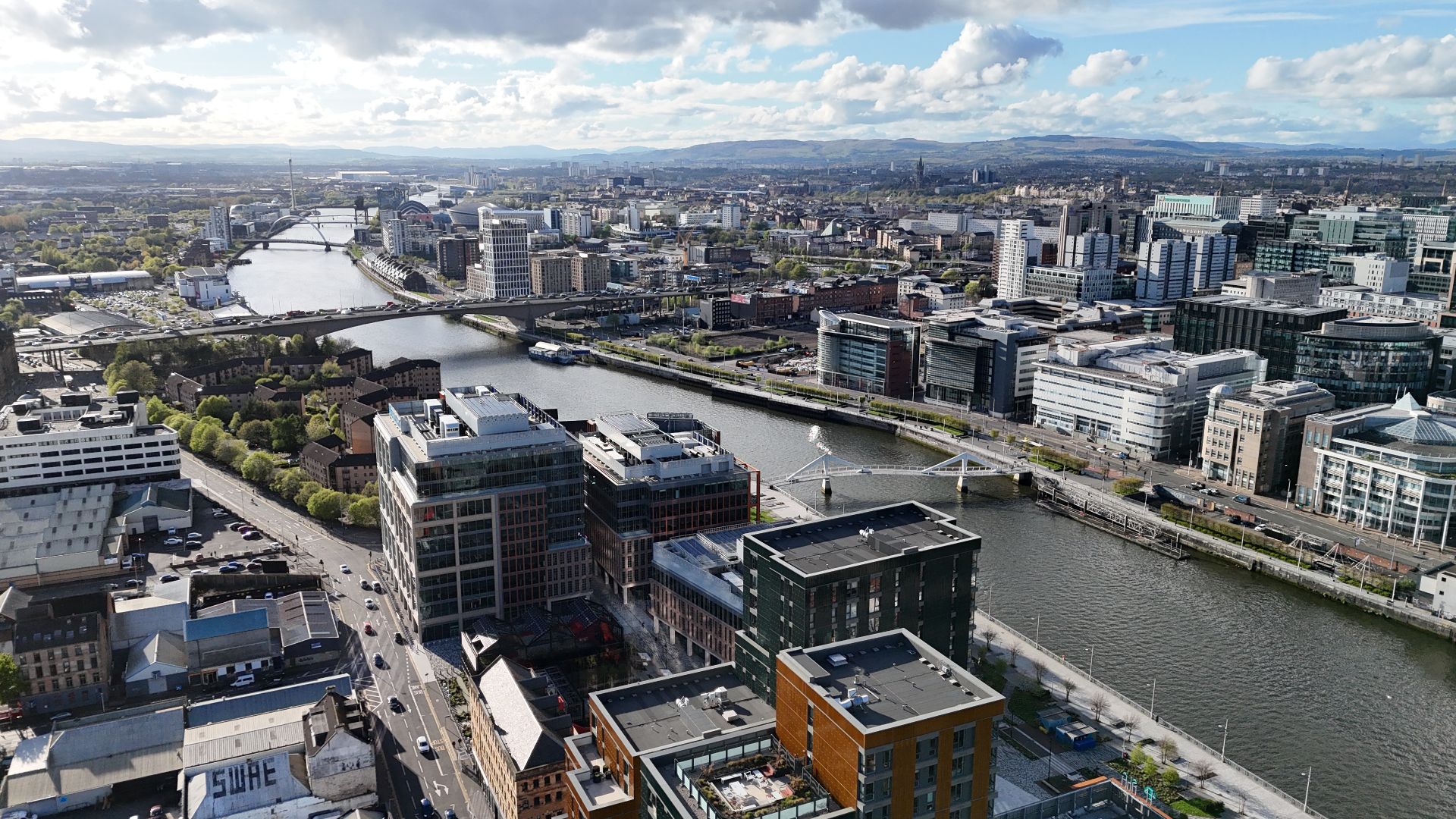 File:Glasgow - aerial - 2025-04-17 10.jpg