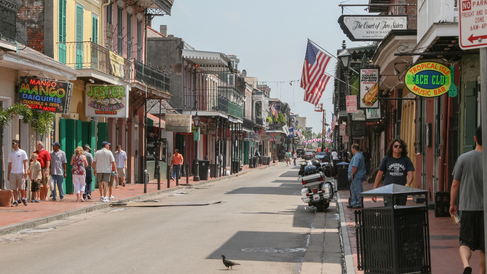 File:Bourbon St, French Quarter, New Orleans, USA2.jpg