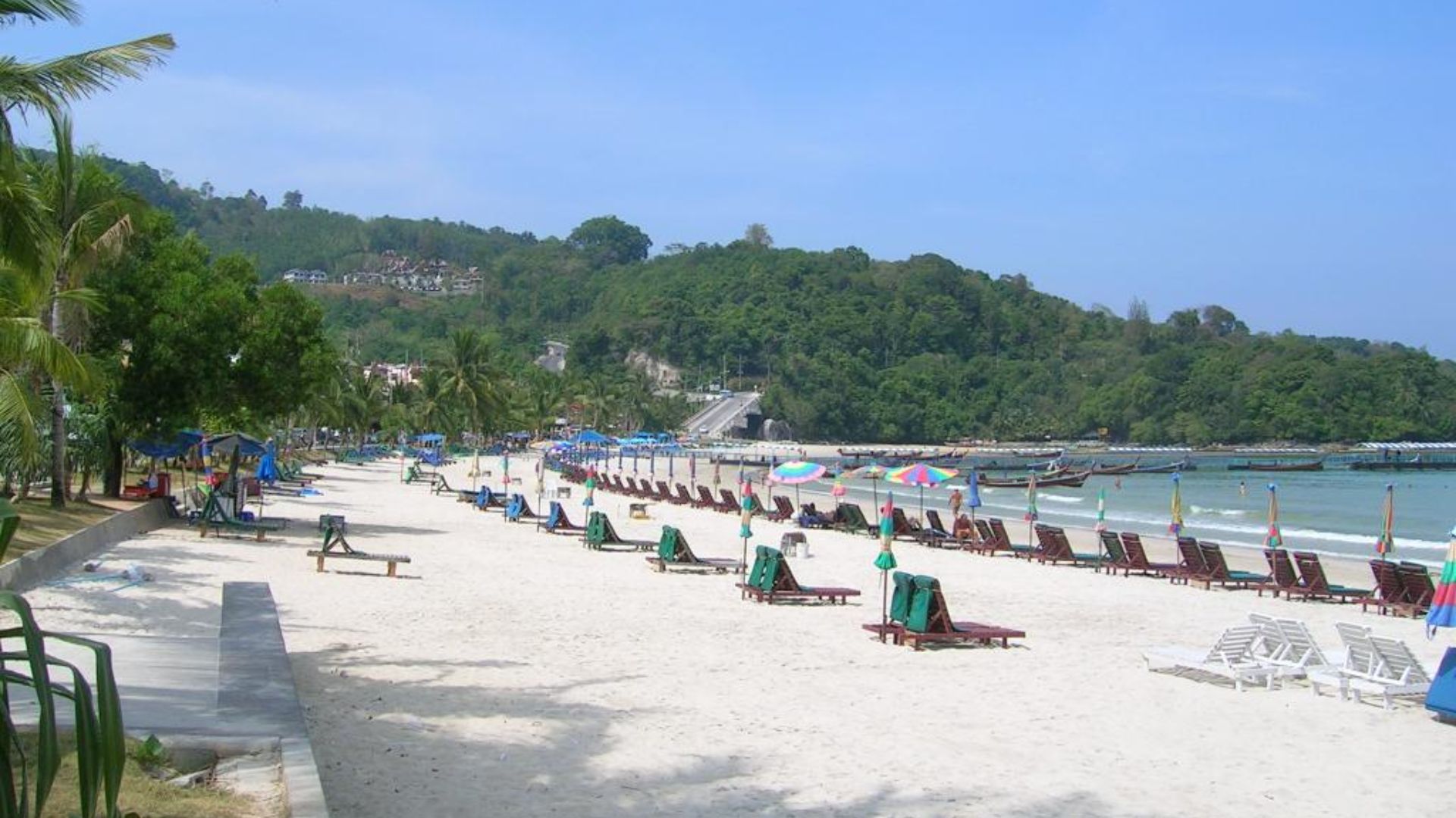 File:TH Phuket - Patong Beach.jpg