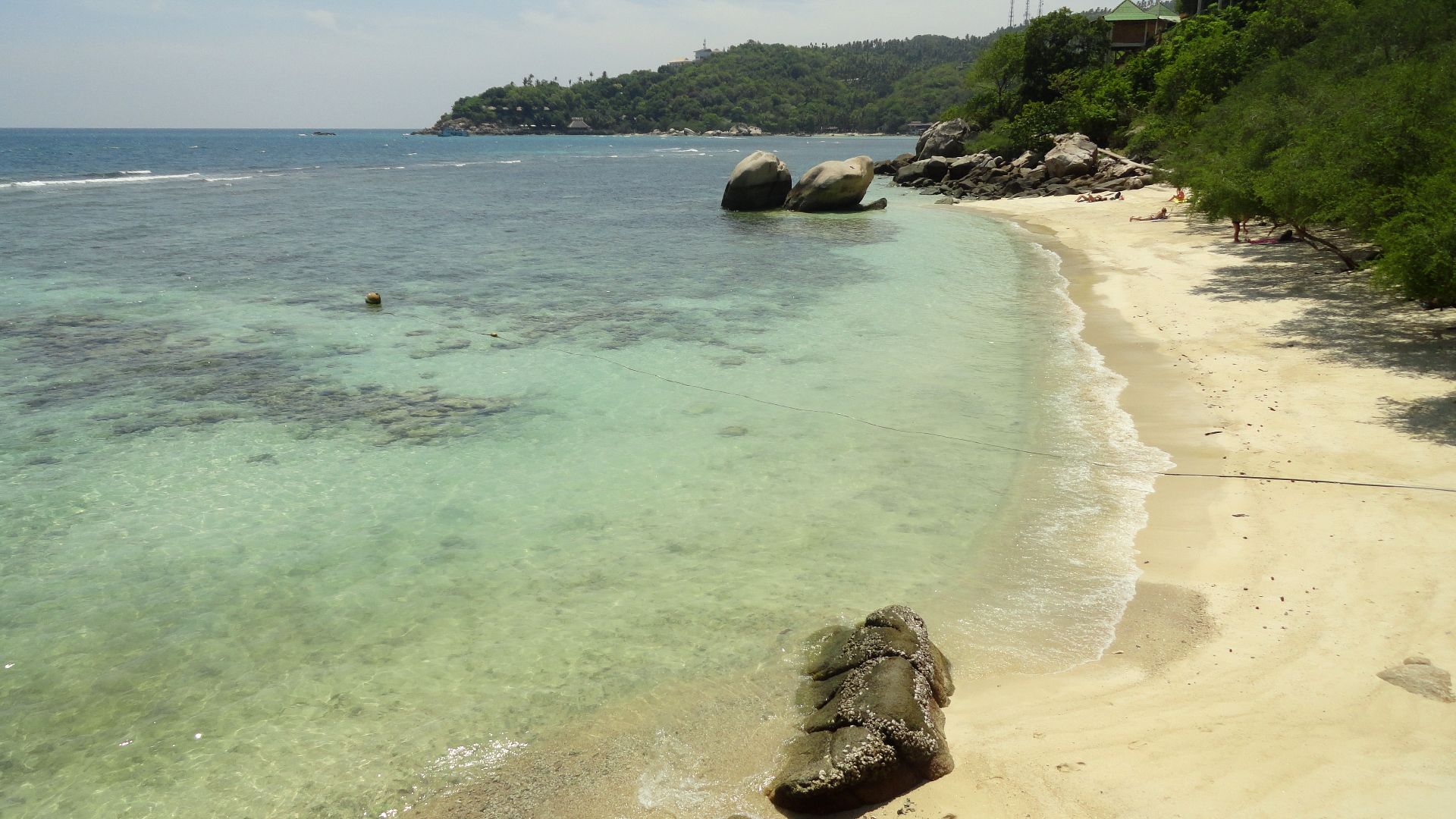File:Freedom Beach, Koh Tao (48109369652).jpg