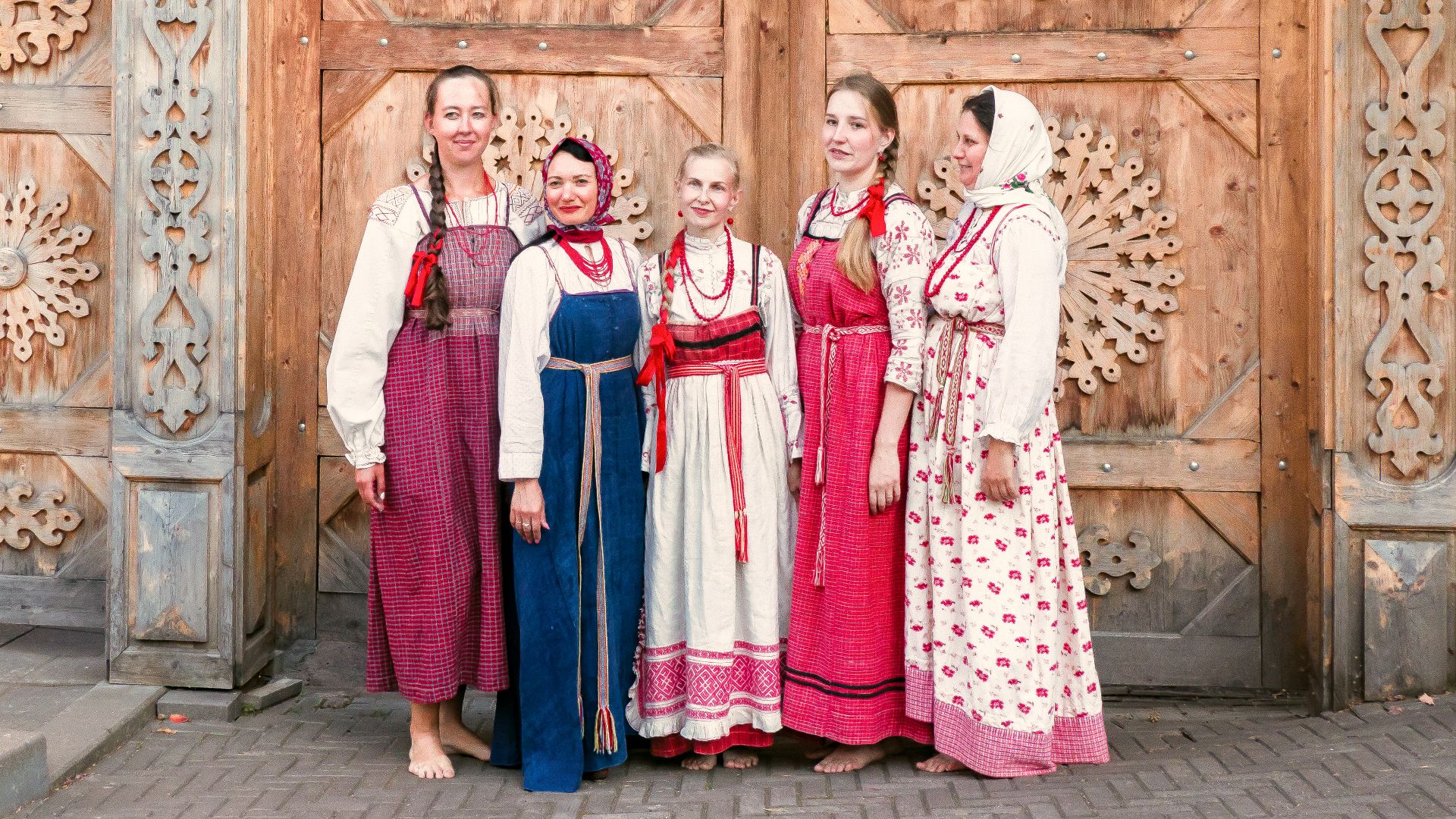 File:Authentic Russian folk costumes of the peoples of Russia. Folklore ensemble