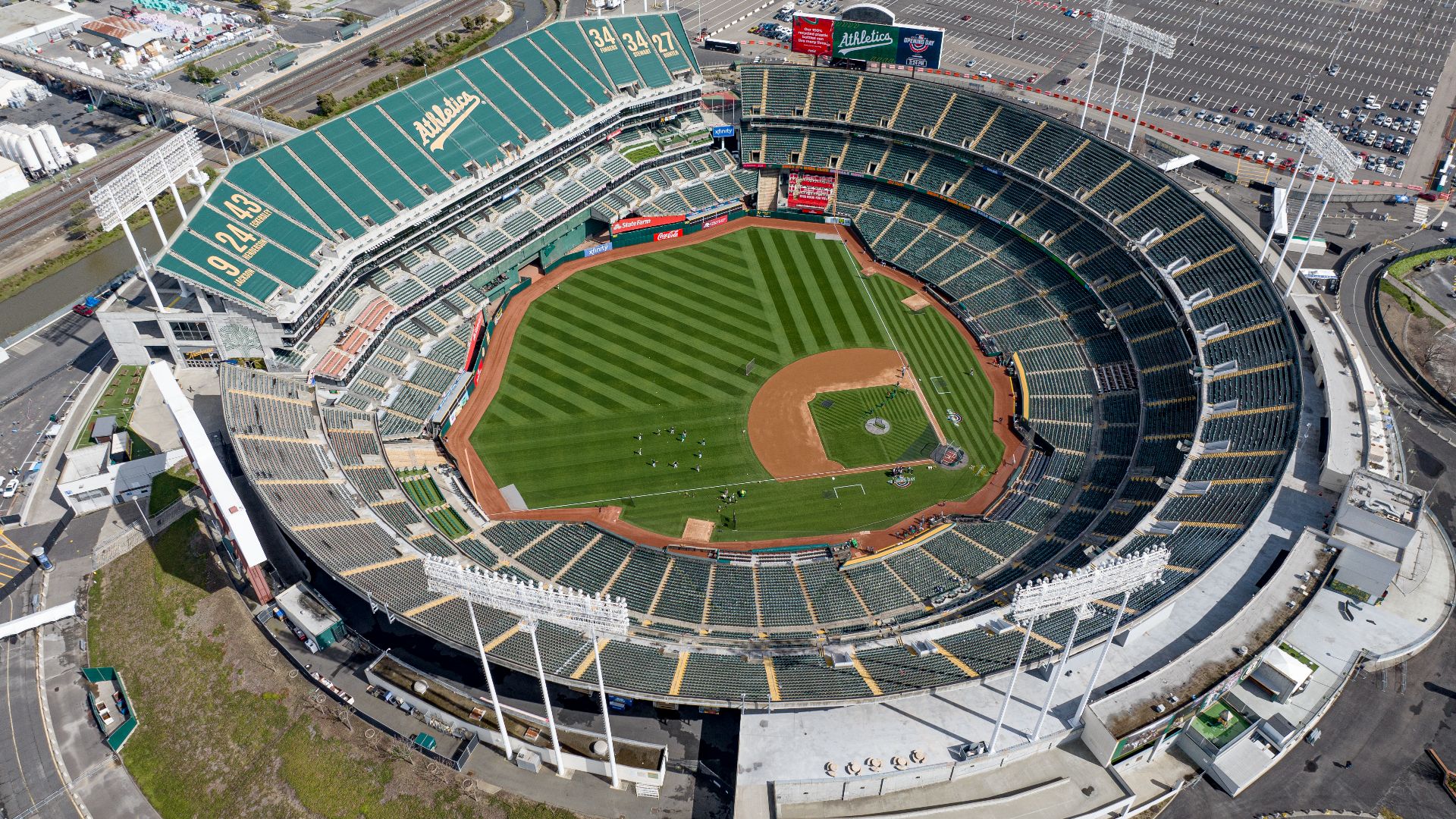 File:Oakland Coliseum from above 2024.png