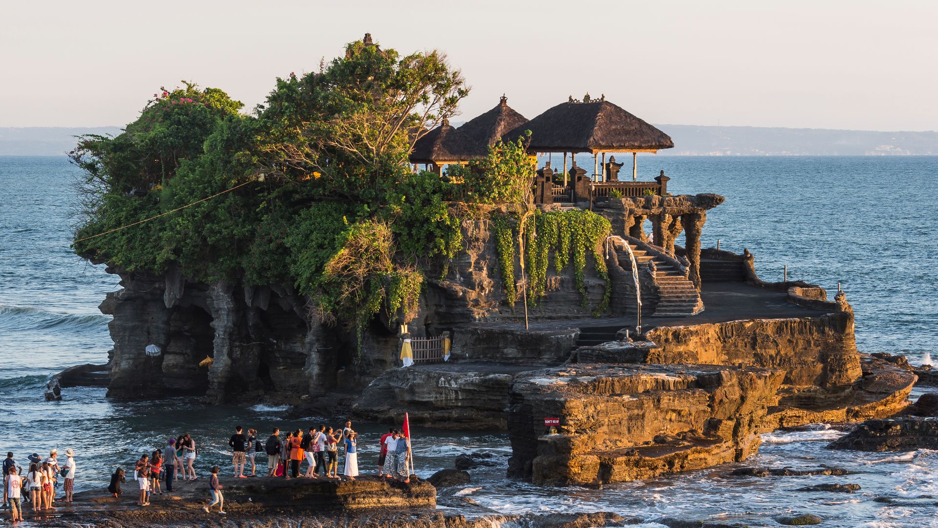 File:Tanah-Lot Bali Indonesia Pura-Tanah-Lot-01.jpg