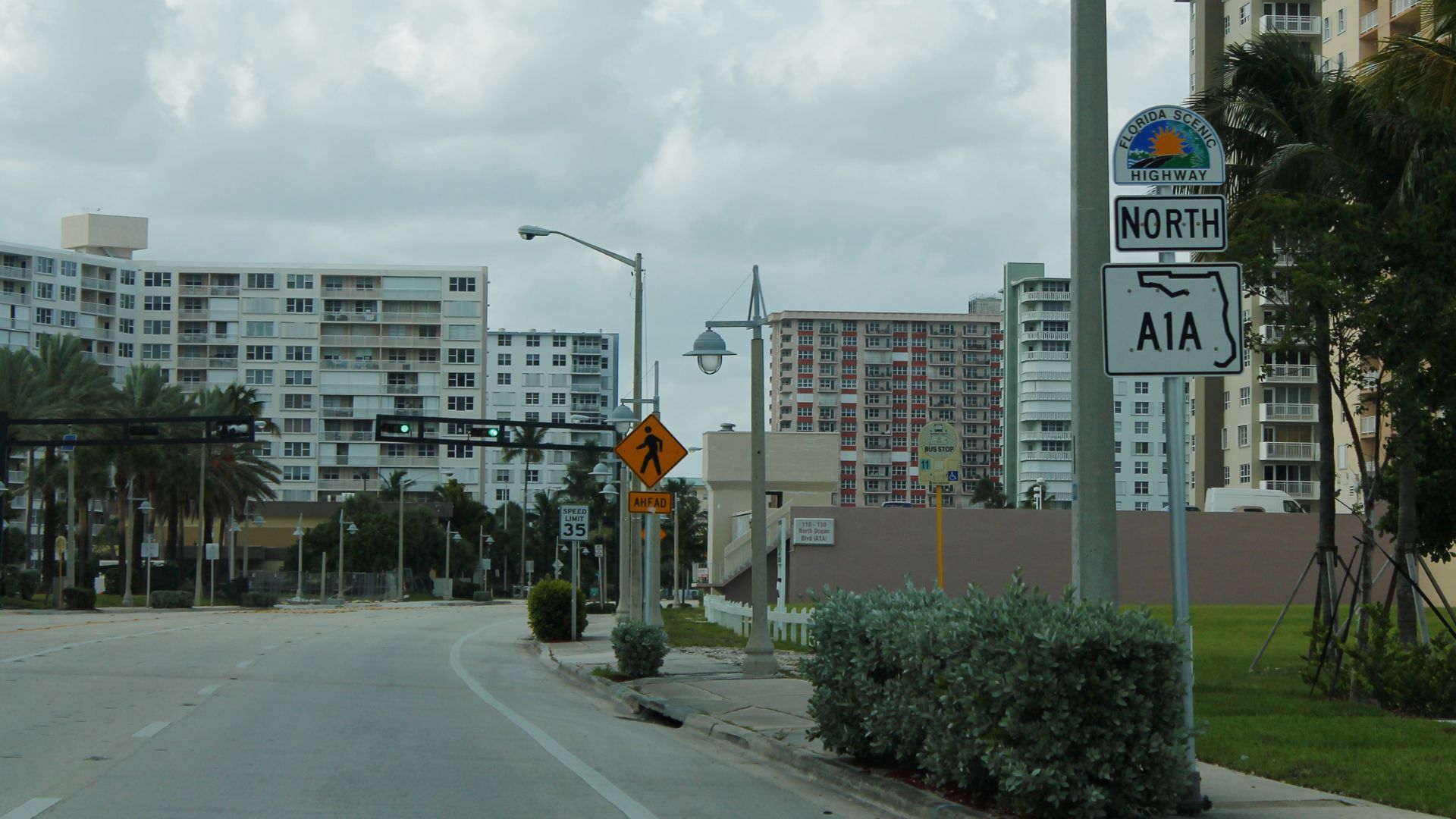 File:A1A in Pompano Beach (39022776350).jpg