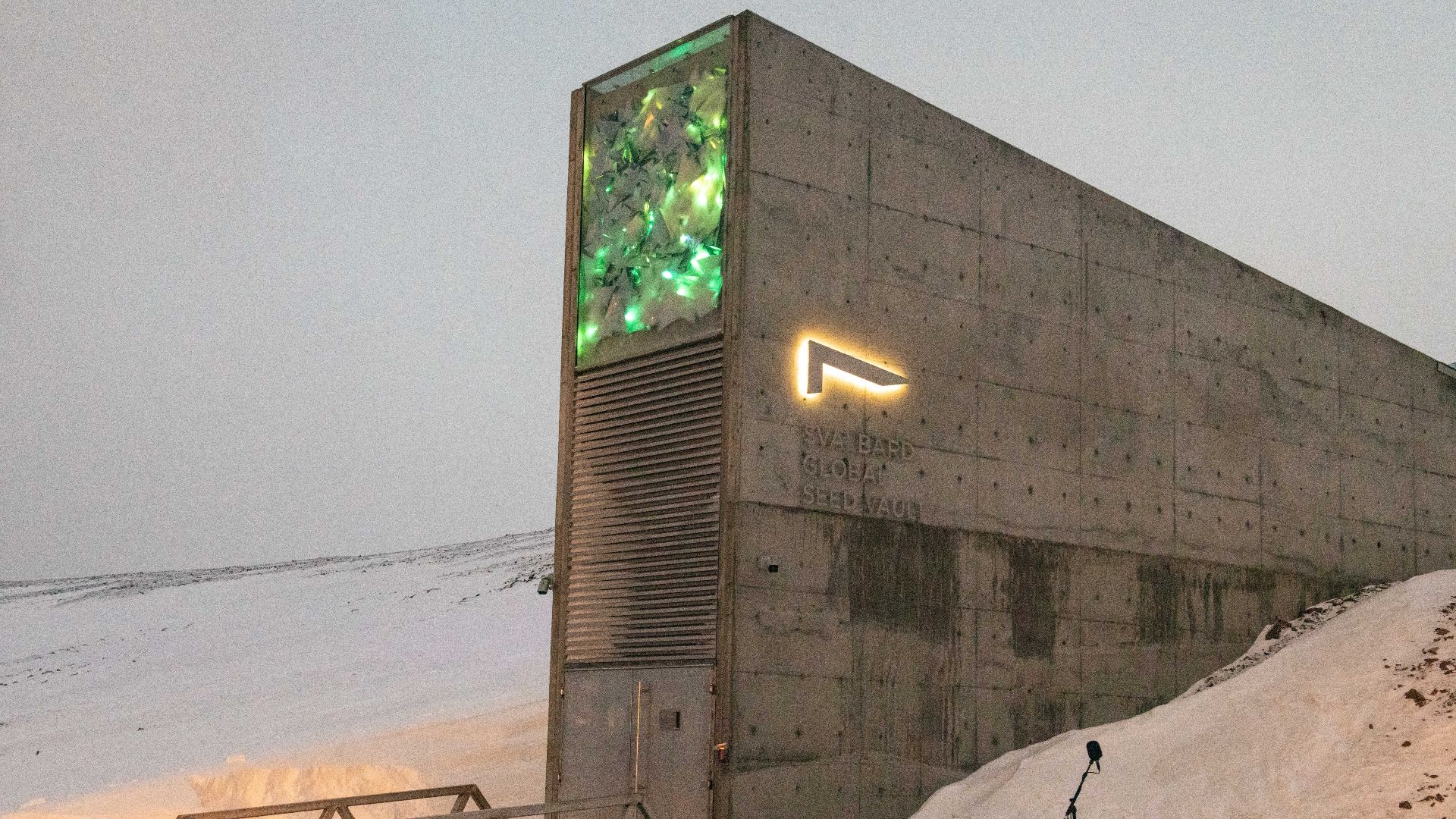 File:Svalbard Global Seed Vault Exterior 2020.jpg