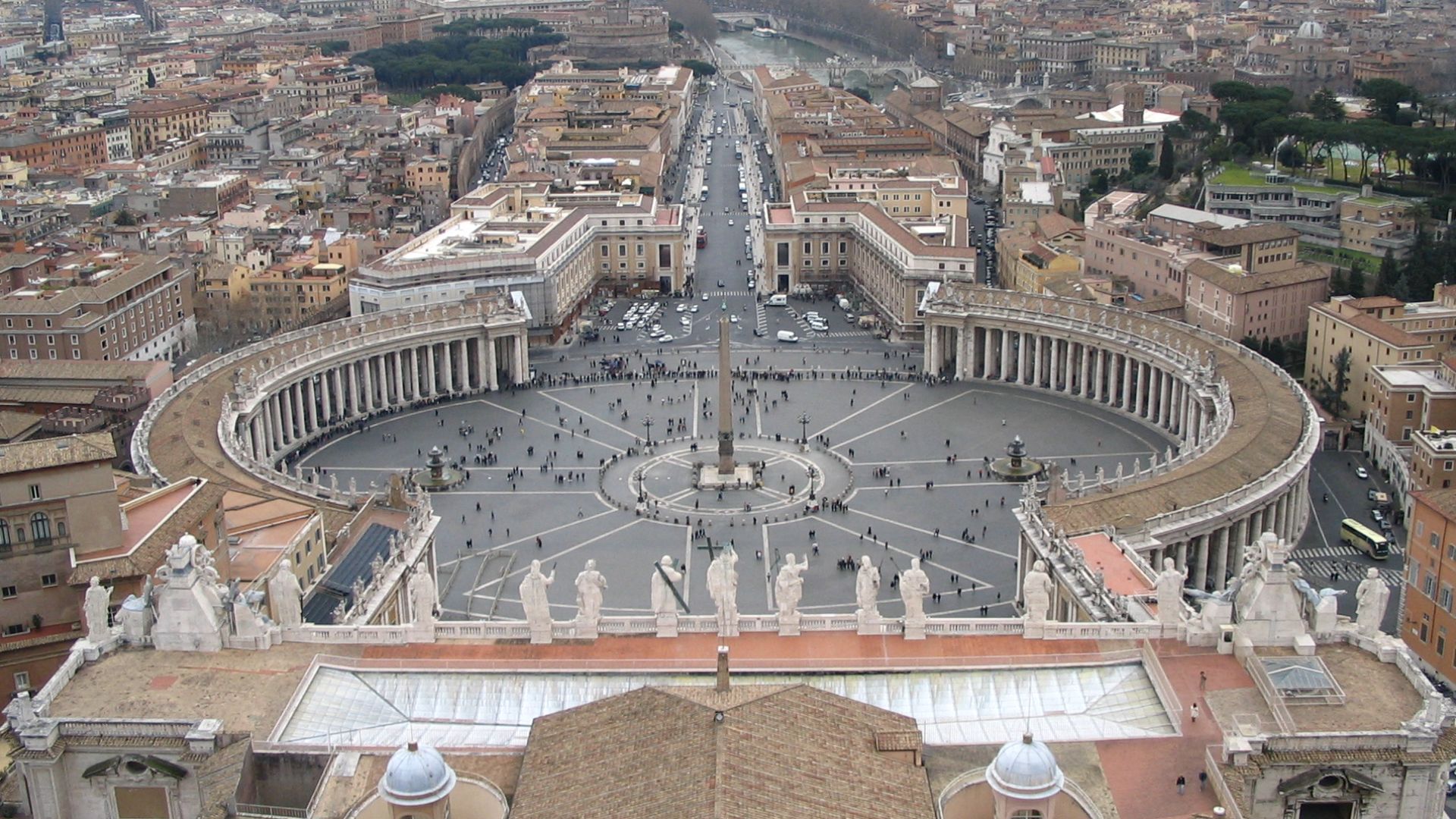 File:Saint Peter's Square from the dome.jpg