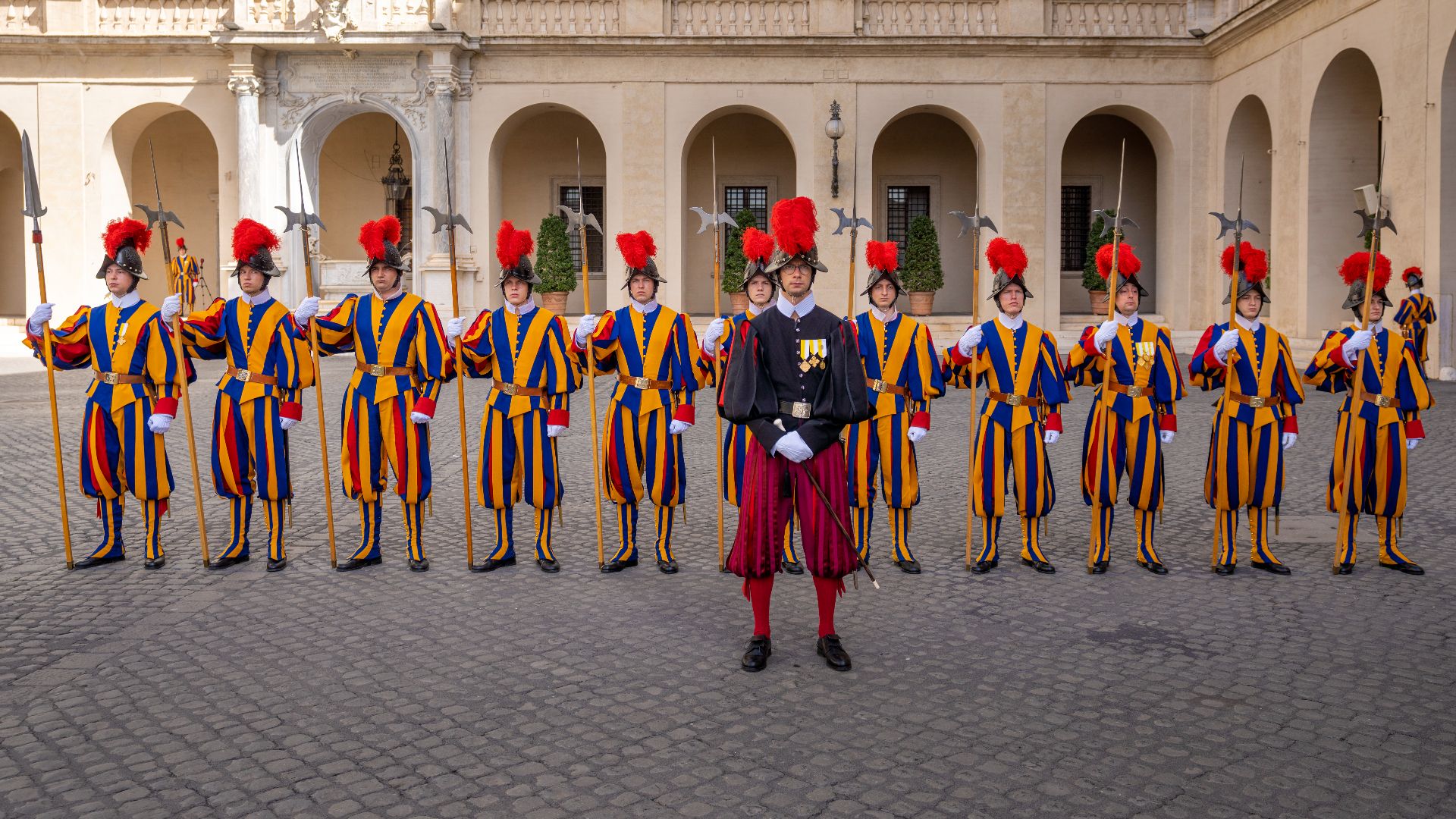 File:Members of the Swiss Guard in Vatican City (51296282396).jpg