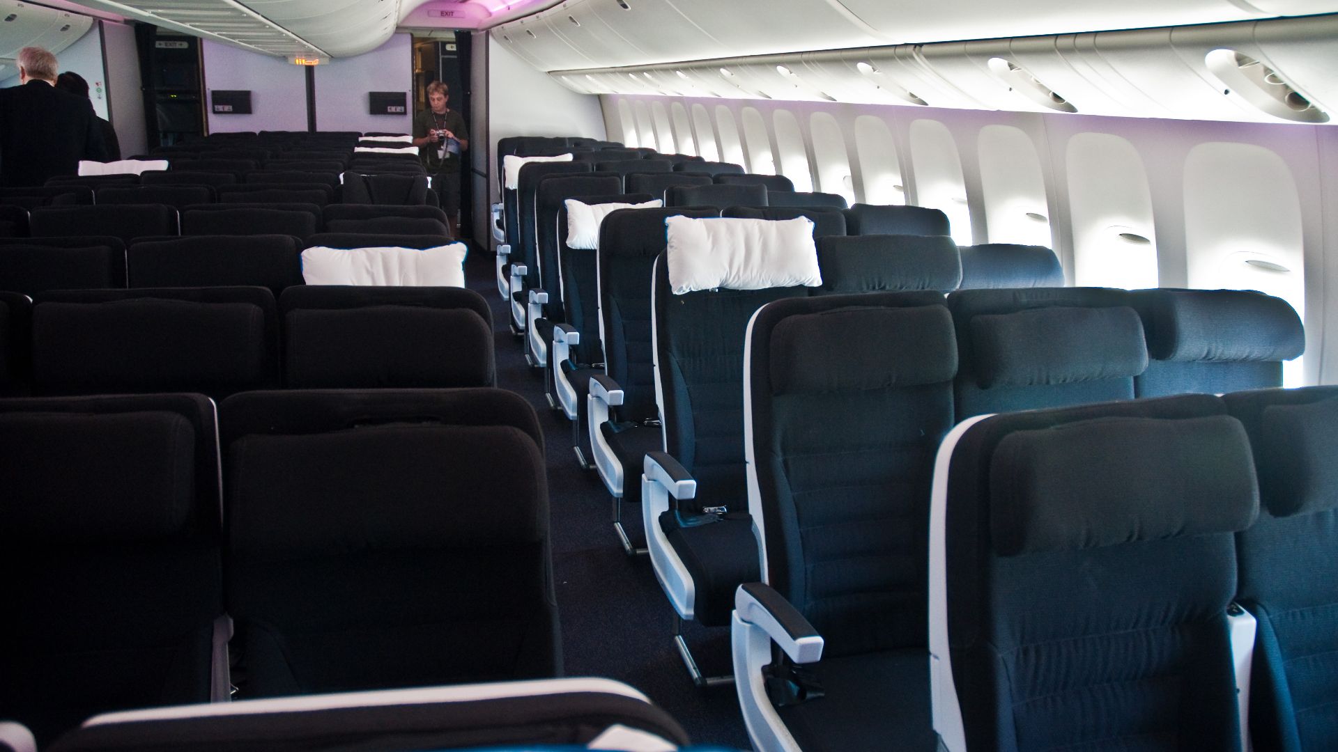 File:Air New Zealand's new 777-300ER interior - Economy Cabin. - Flickr - PhillipC.jpg