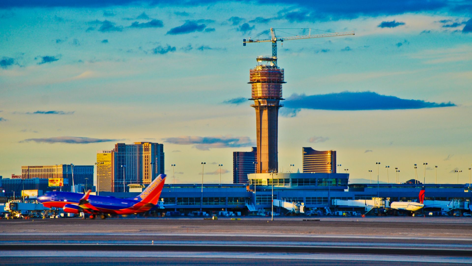 File:McCarran International Airport, Las Vegas, Nevada (8290625984).jpg