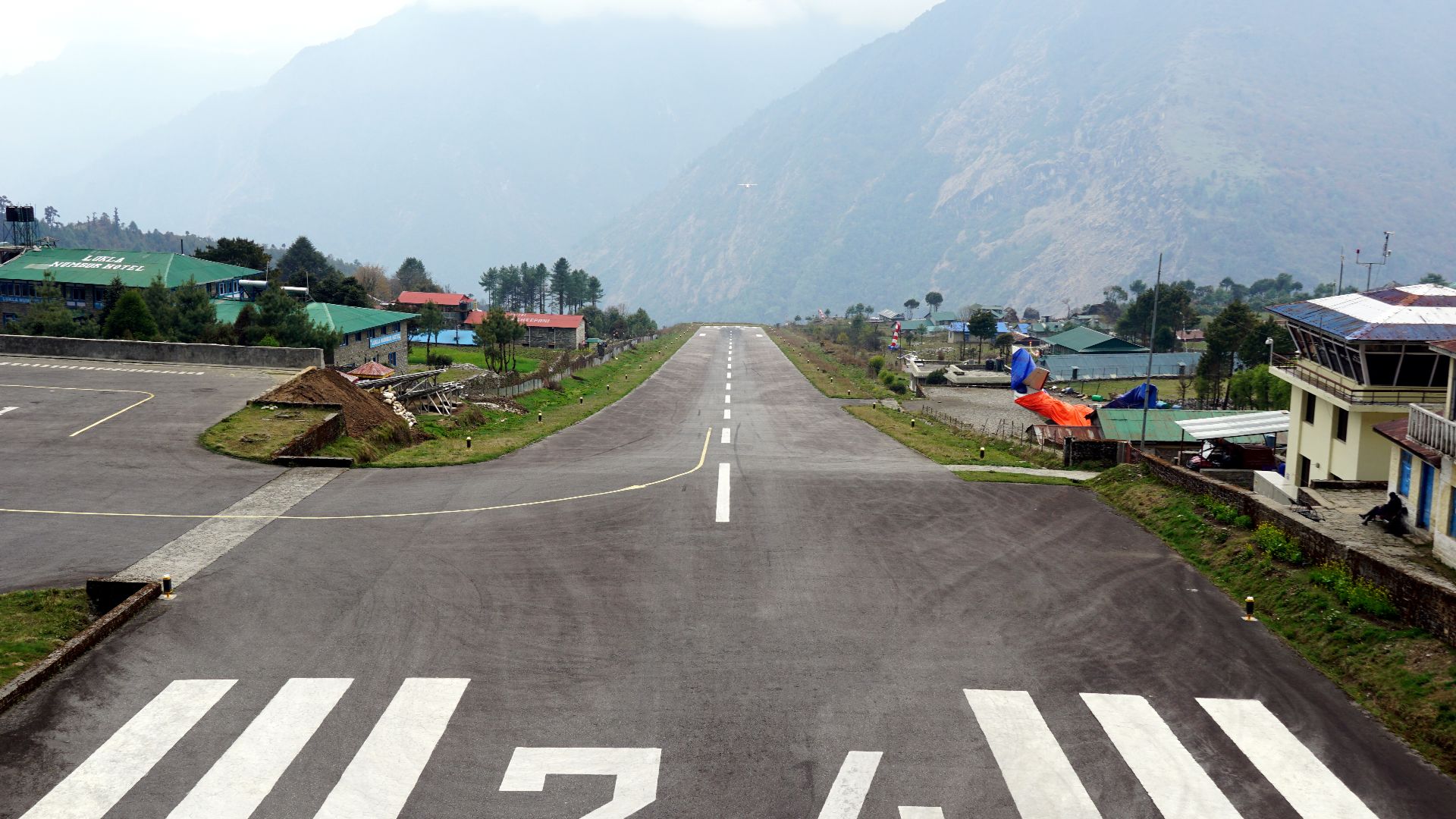 File:Lukla Airport View.jpg