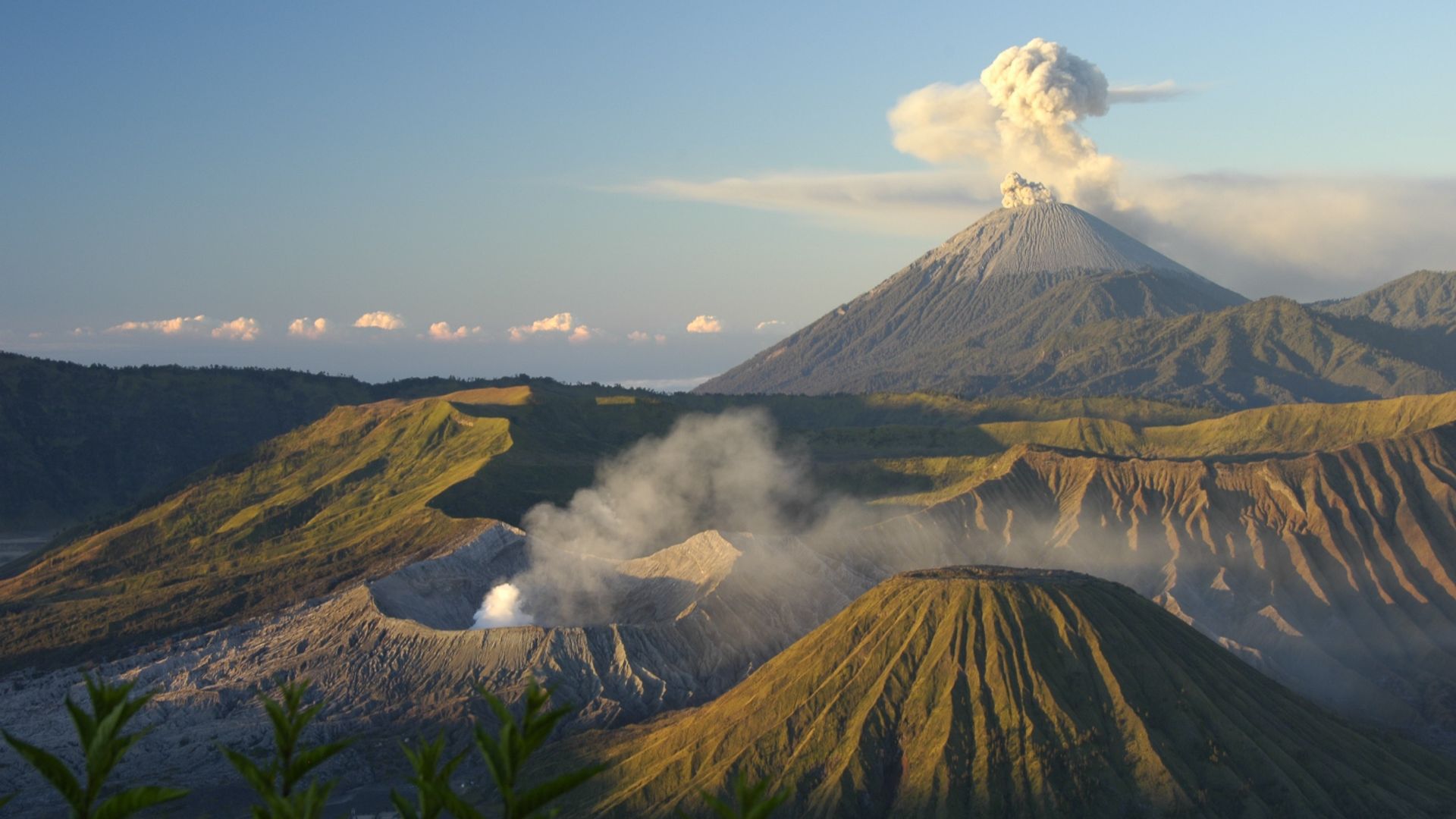 File:Mount Bromo, Java, Indonesia.jpg