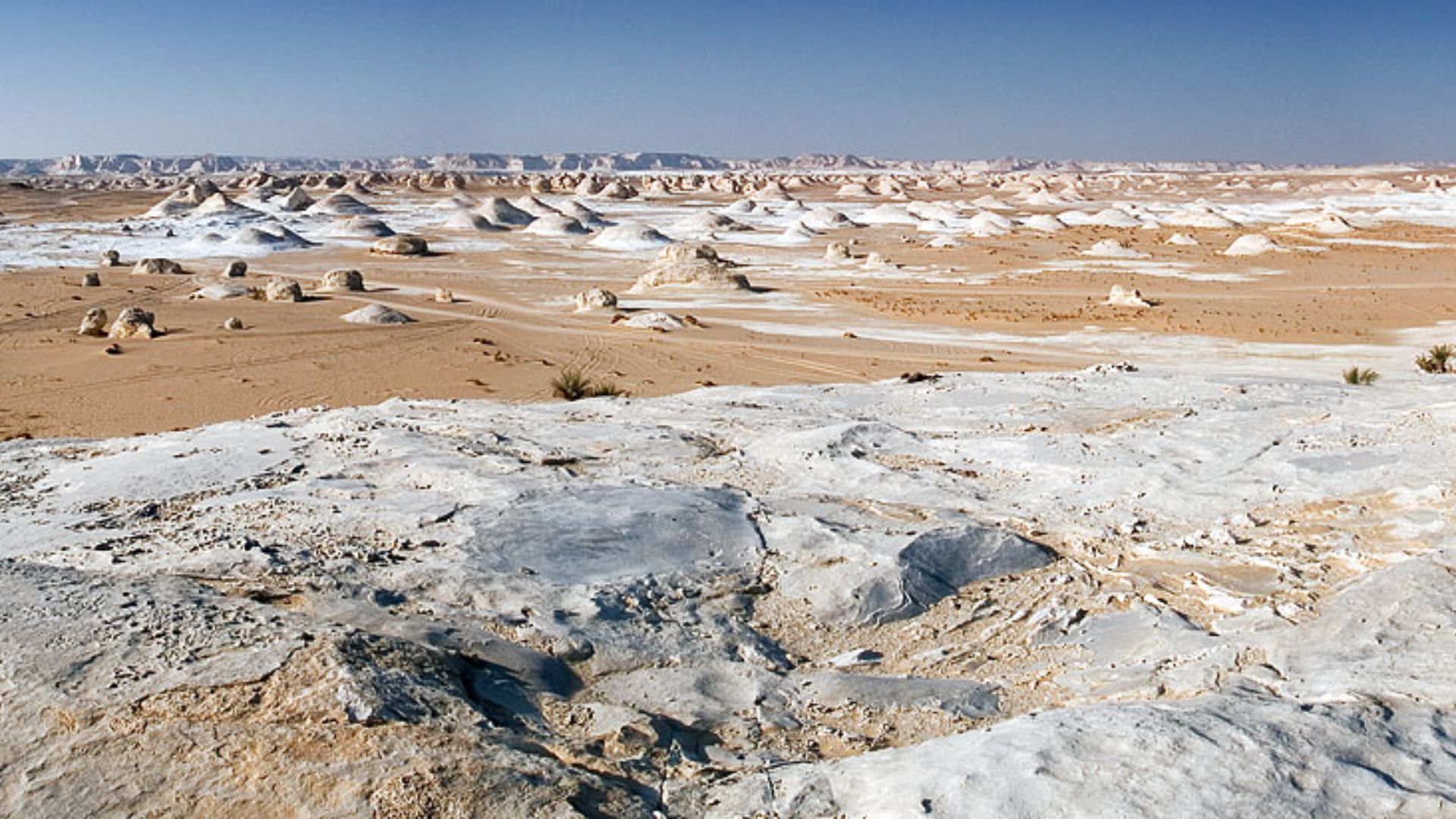 File:White-desert-egypt.jpg