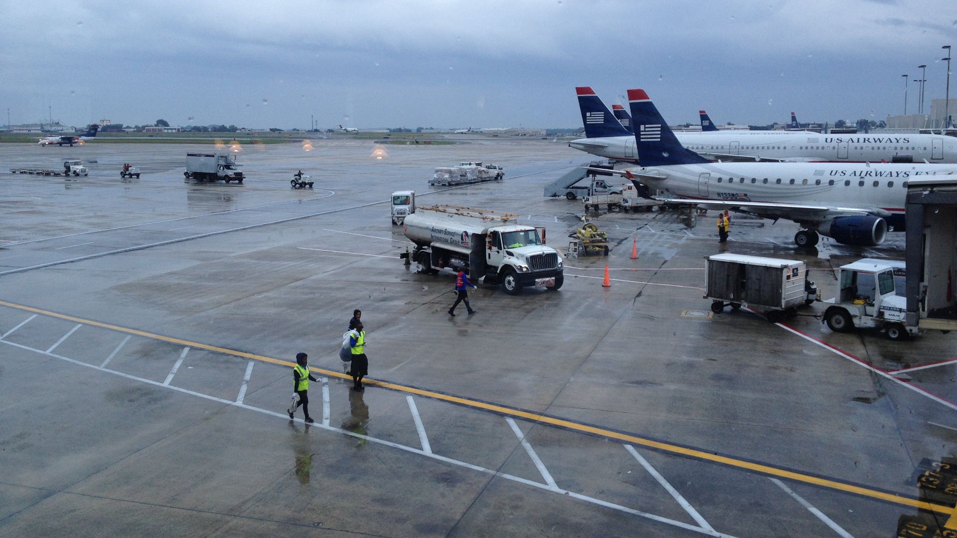 File:Charlotte-Douglas International Airport - CLT - Charlotte, North Carolina - panoramio (1).jpg