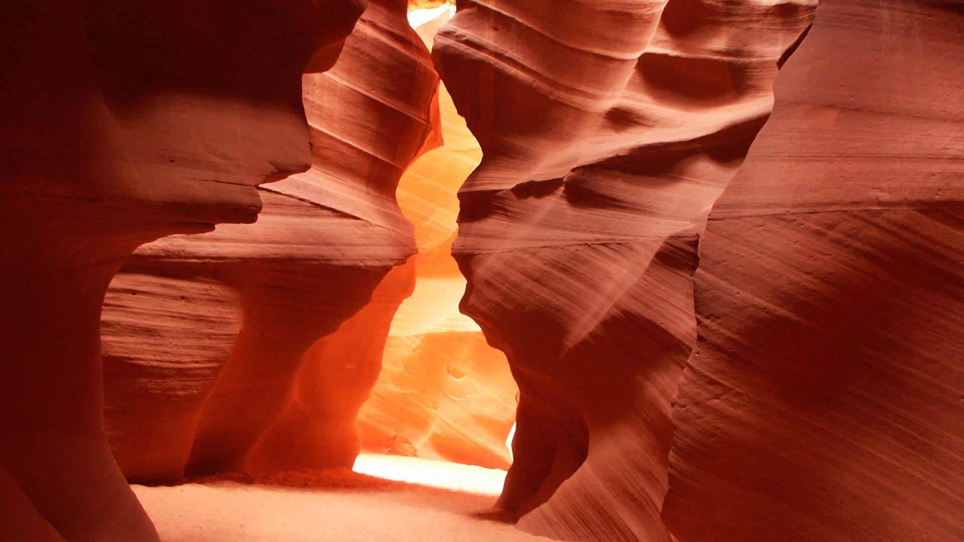File:Lower Antelope Canyon 478.jpg