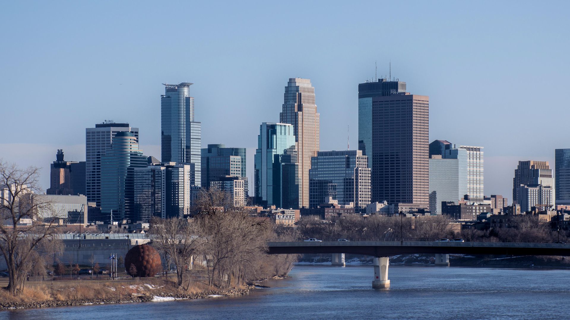 File:Minneapolis Skyline looking south.jpg