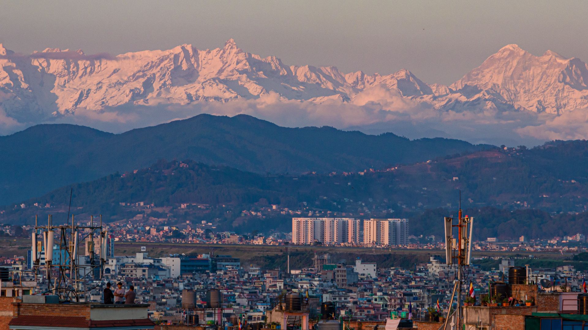 File:Evening view of the mountain range from Patan, Lalitpur.jpg