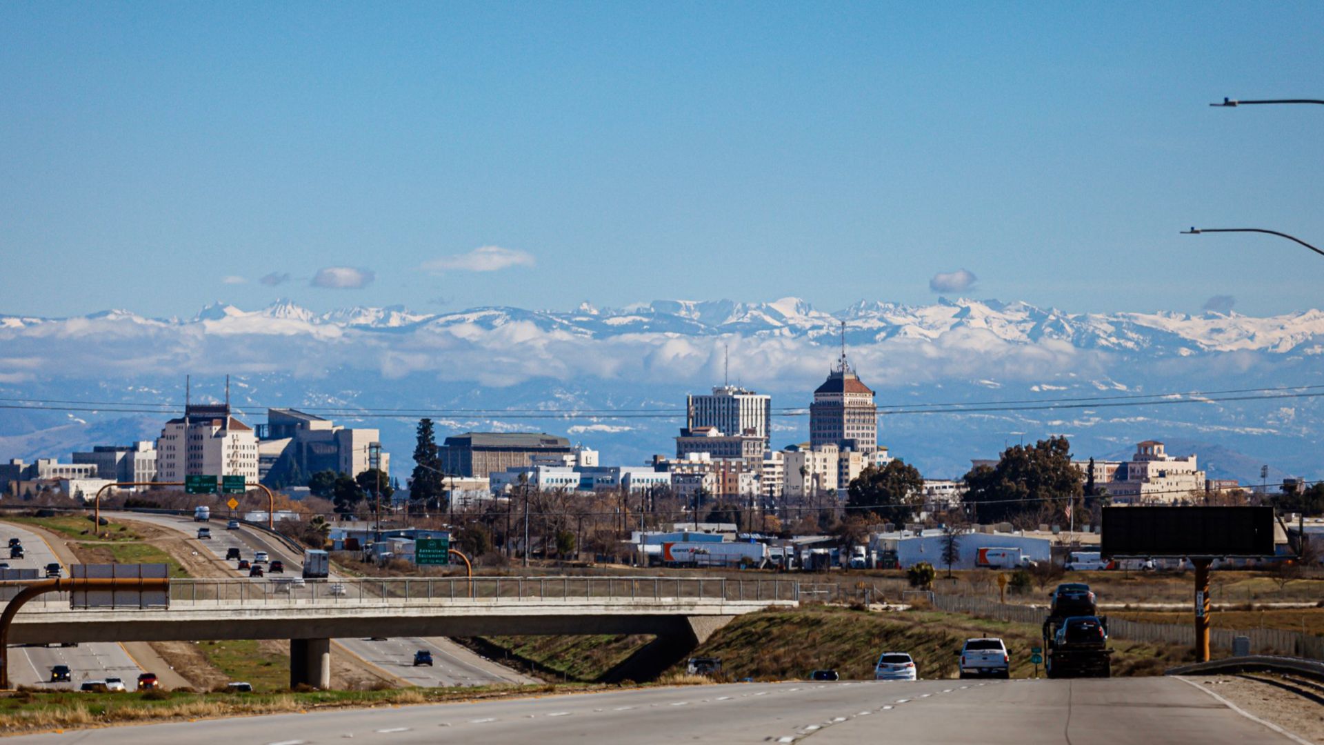 File:Downtown Fresno Skyline With Mountains.jpg