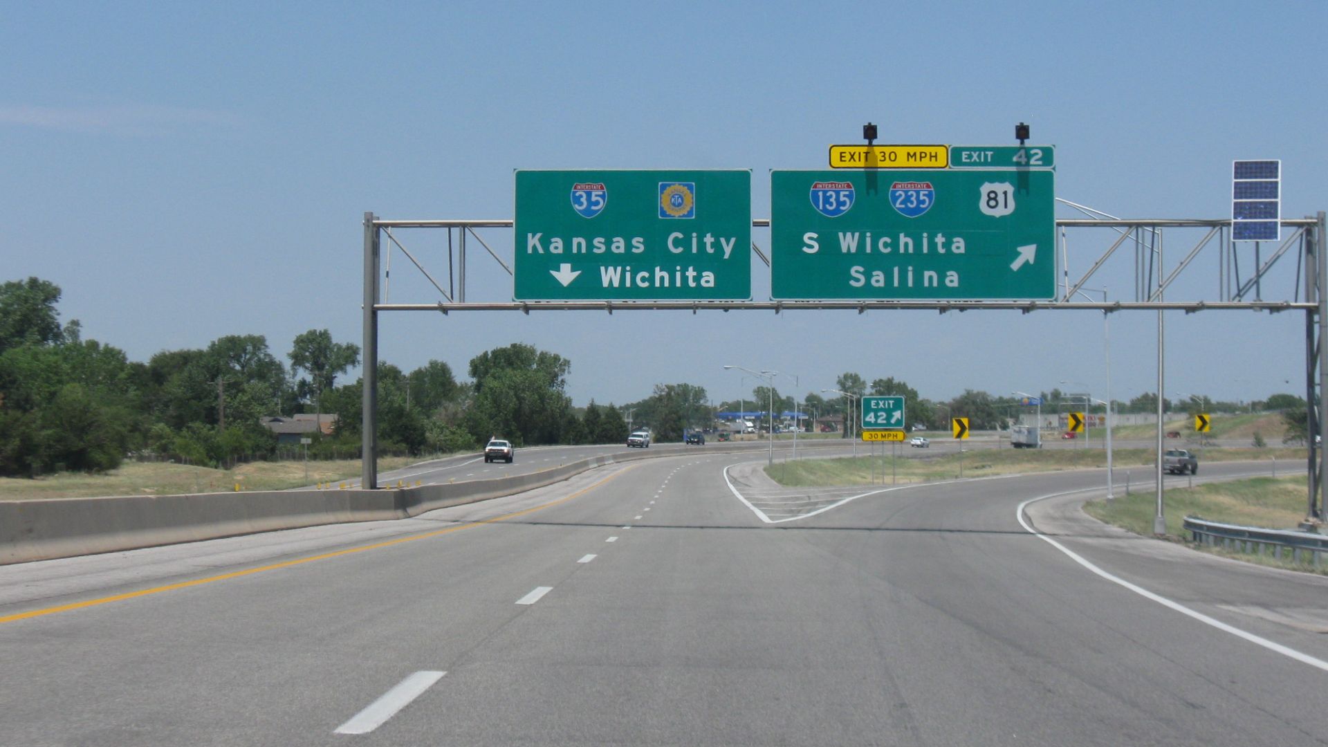 File:Kta 042 2011.jpg