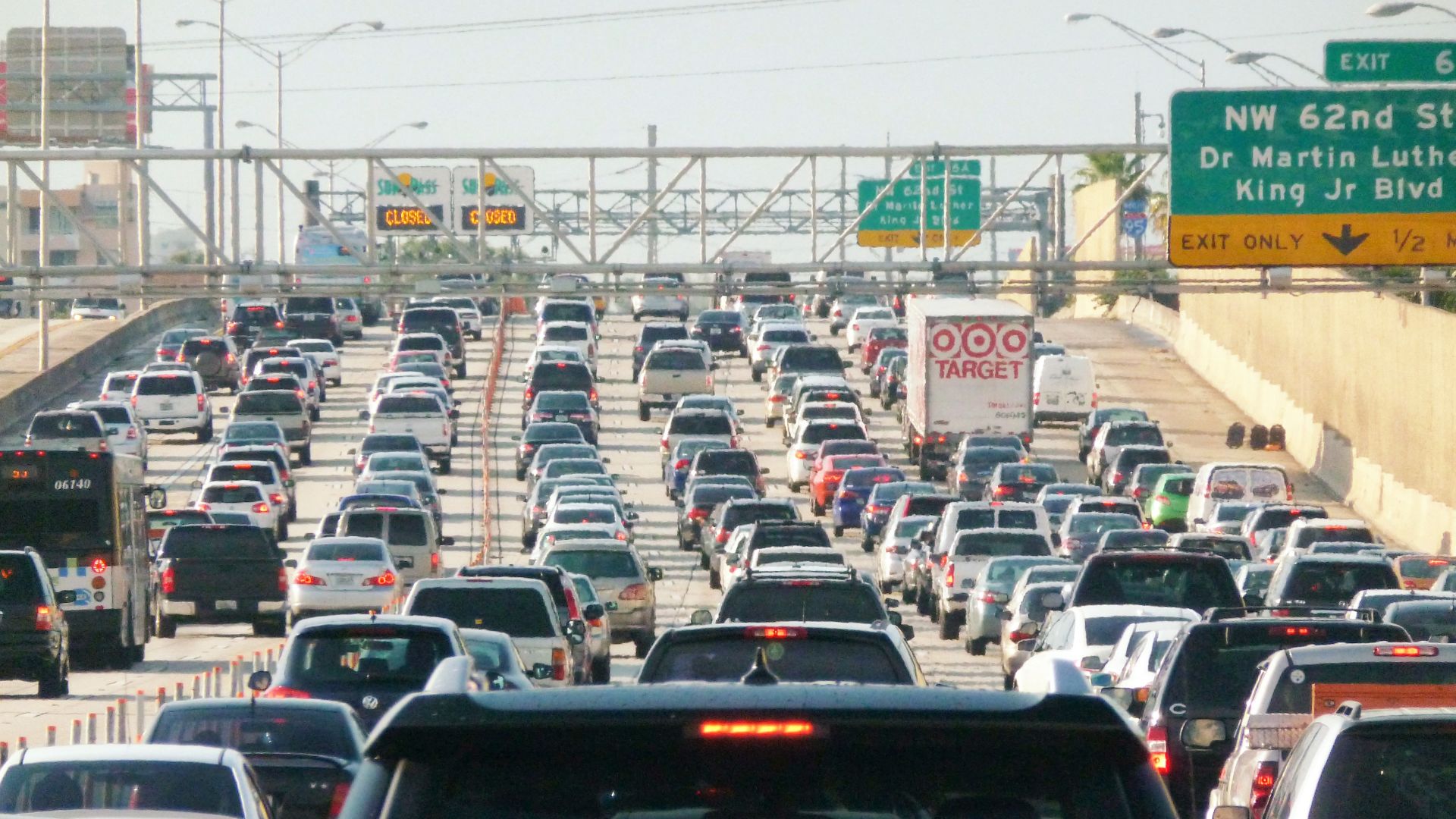 File:Miami traffic jam, I-95 North rush hour.jpg