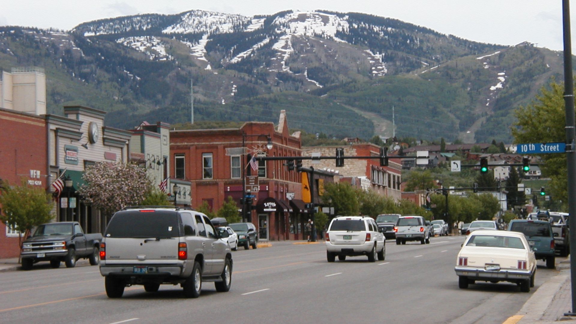 File:Steamboat Springs downtown.jpg