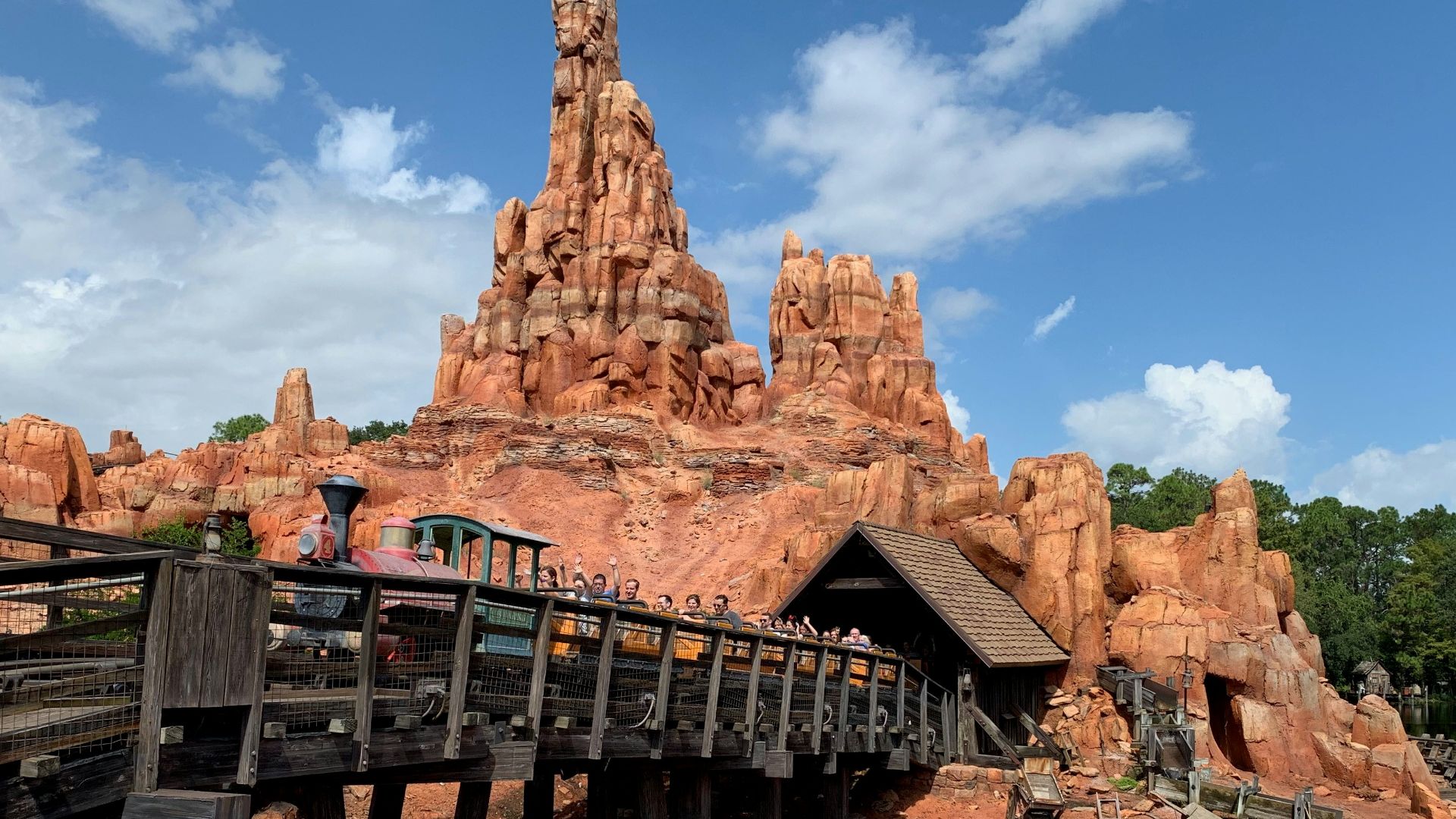 black bridge during daytime