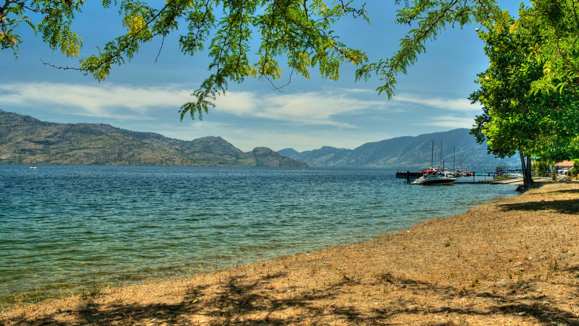 File:Peachland, British Columbia.jpg