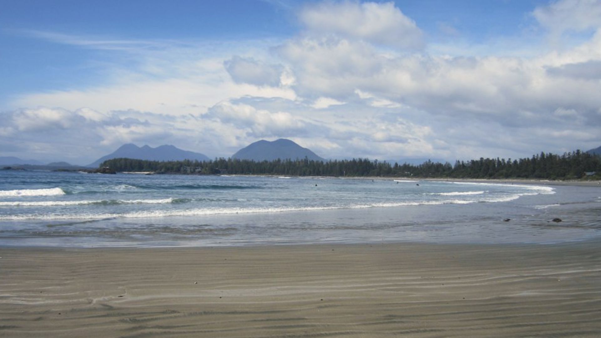 File:Chesterman Beach, BC.jpg