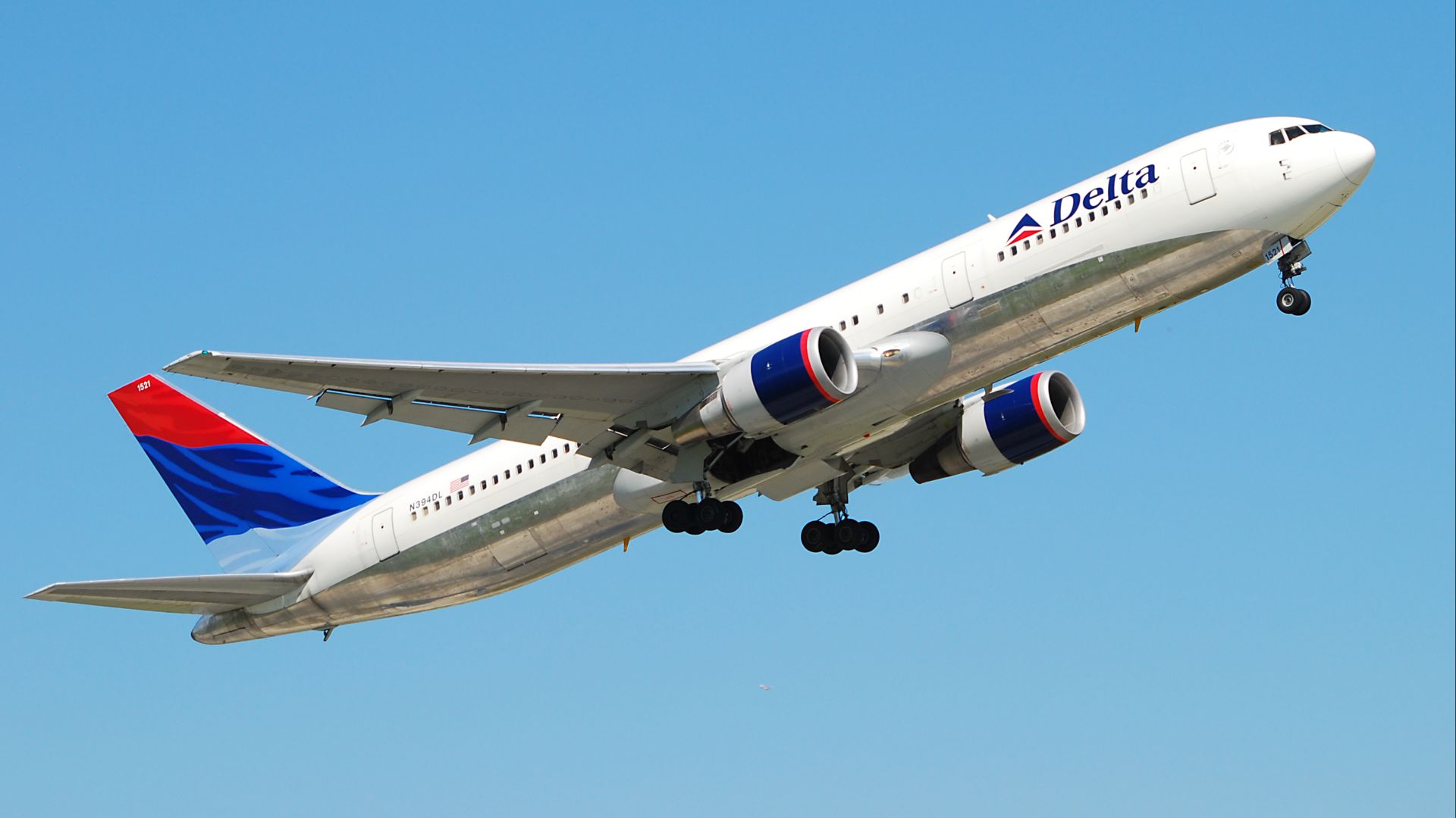 File:Delta Air Lines B767-332ER N394DL.jpg