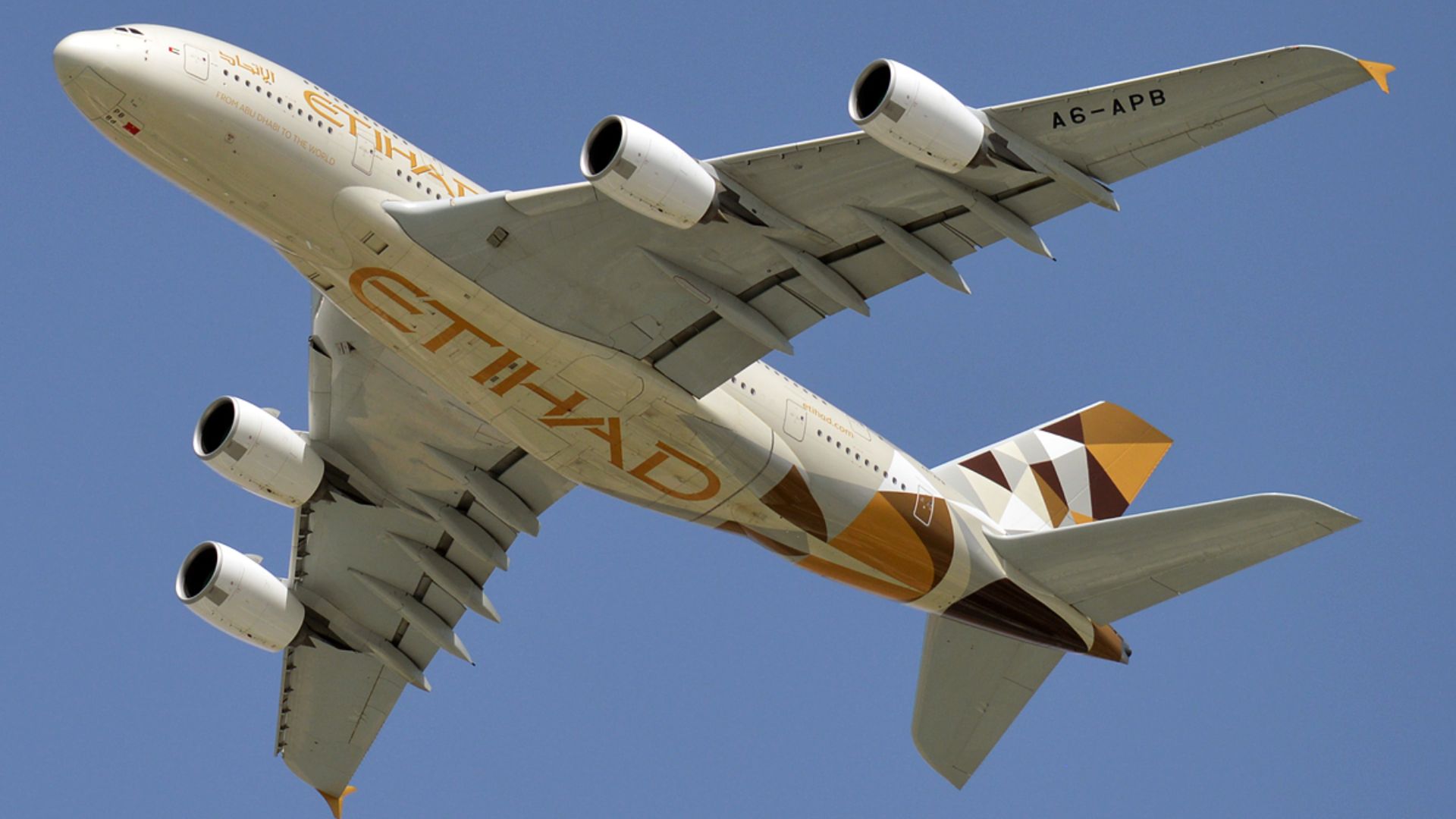 File:Etihad Airways, A6-APB, Airbus A380-861 (46906833124).jpg
