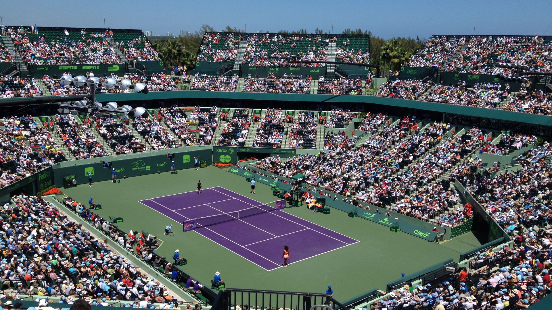File:Serena Williams-Carla Suárez Navarro 2015 Miami Open.JPG