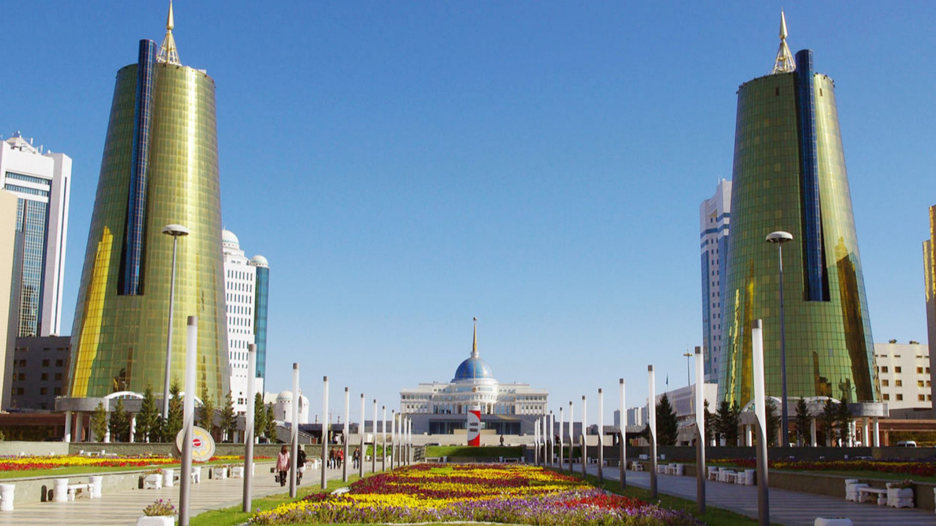 File:Central Downtown Astana 1.jpg