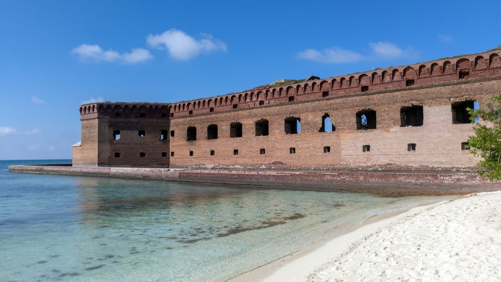 File:Dry Tortugas National Park - 49673199427.jpg