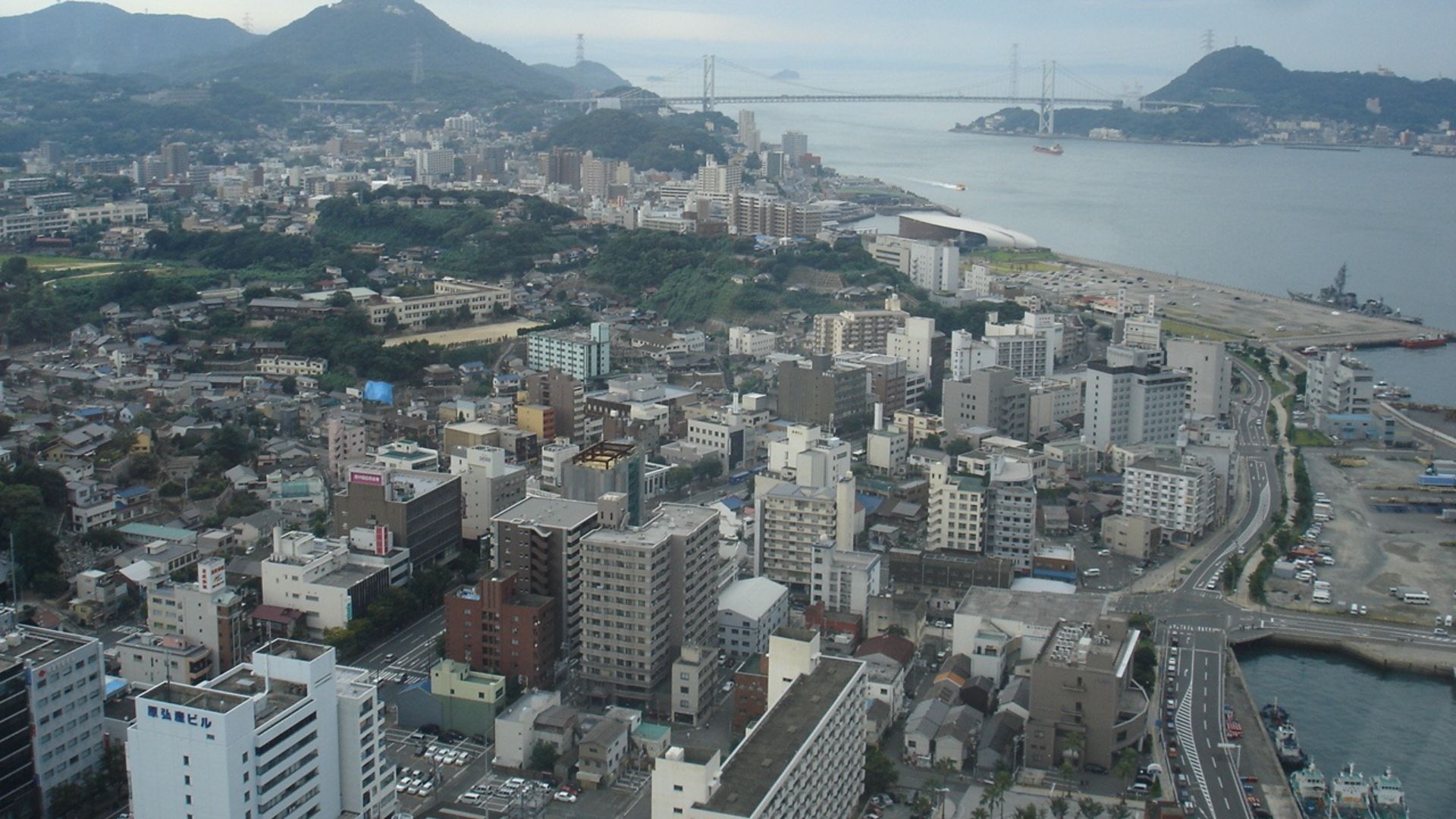 File:Central Shimonoseki and Kanmon Strait.JPG