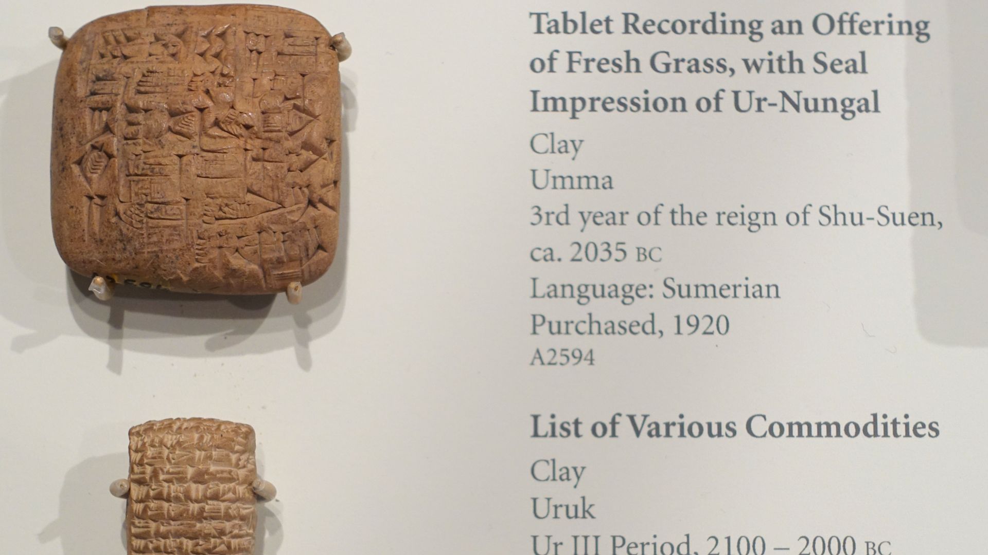 File:Tablets in Sumerian language - (1) Umma, 3rd year of reign of Shu-Suen, c. 2035 BC, (2) Uruk, Ur III Period, 2100-2000 BC, (3) Drehem, c. 2039 BC - Oriental Institute Museum, University of Chicago - DSC07082.JPG