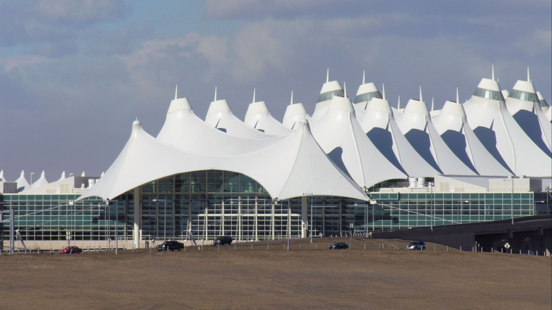 File:Denver international airport.jpg