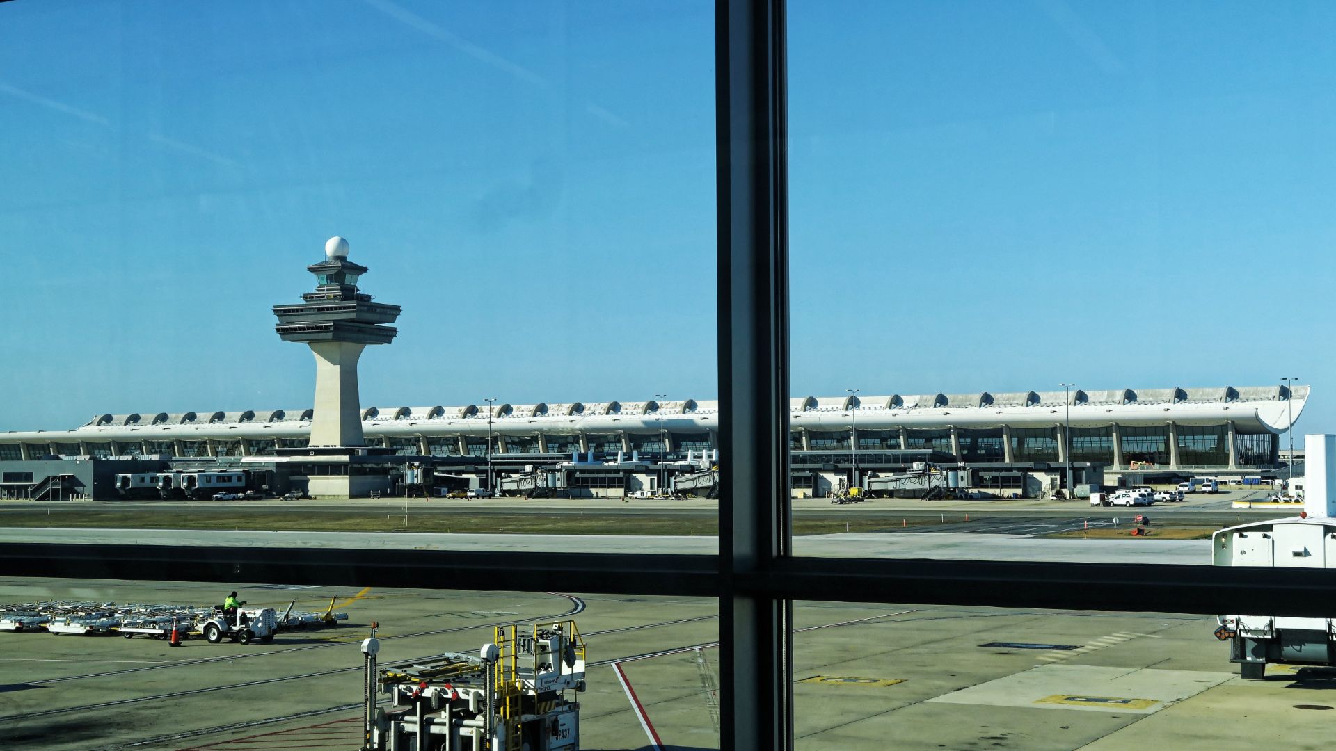 File:Airport Washington Dulles 05.jpg