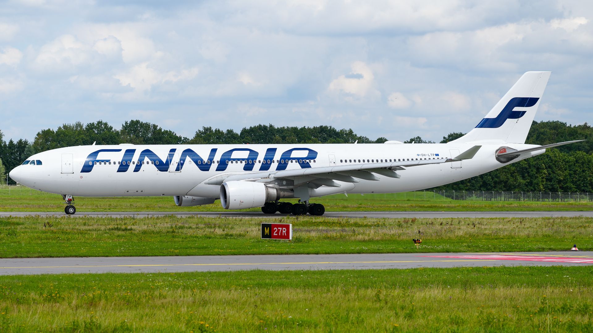 File:Hannover Airport Finnair Airbus A330-302 OH-LTP (DSC07110).jpg