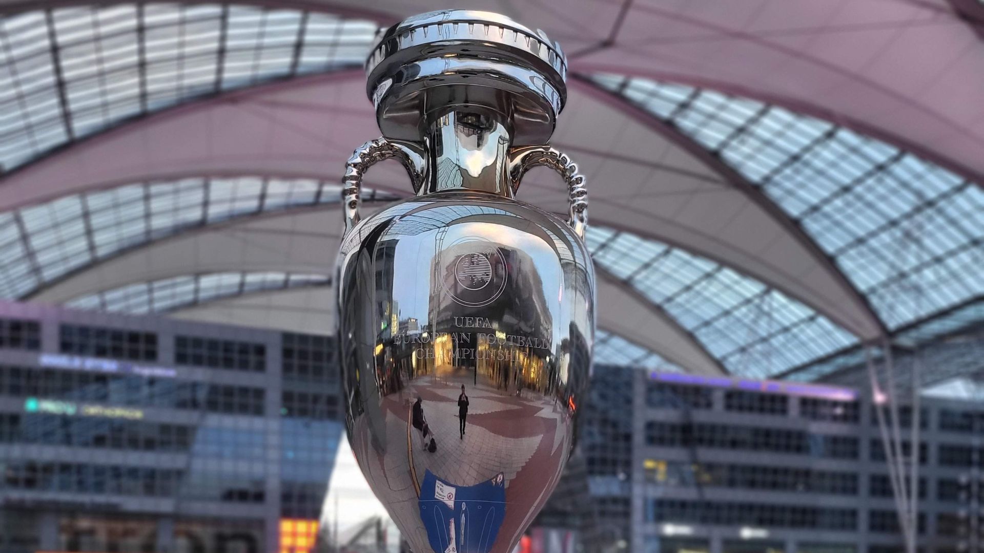 File:Noch 74 Tage bis zur UEFA EURO 2024, Munich.jpg