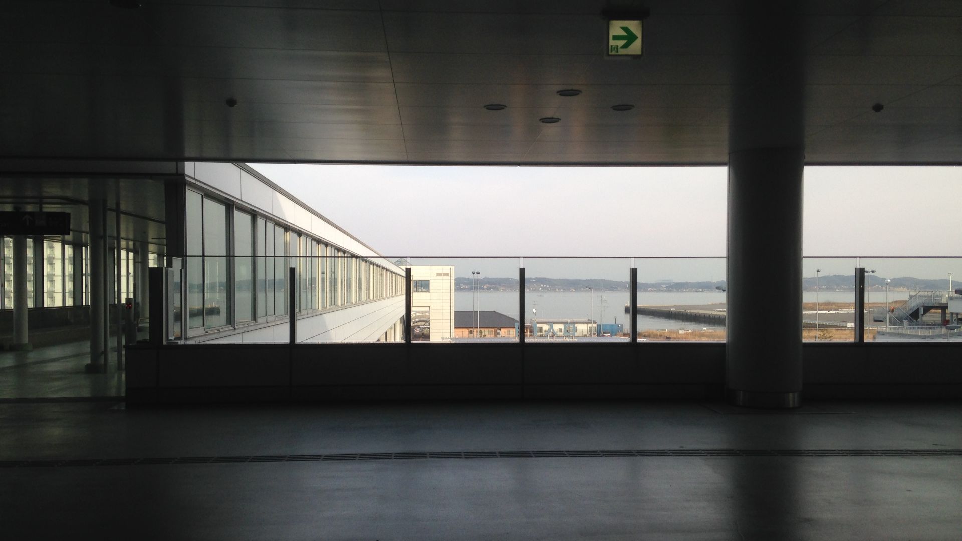 File:Ise Bay and Tokoname, Aichi from Chubu Centrair International Airport 20150125.jpg