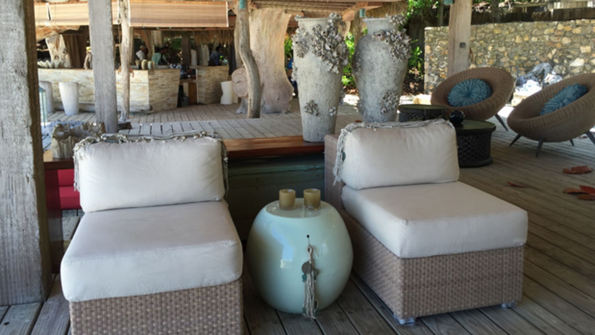 File:East Beach reception area North Island Seychelles 1.jpg