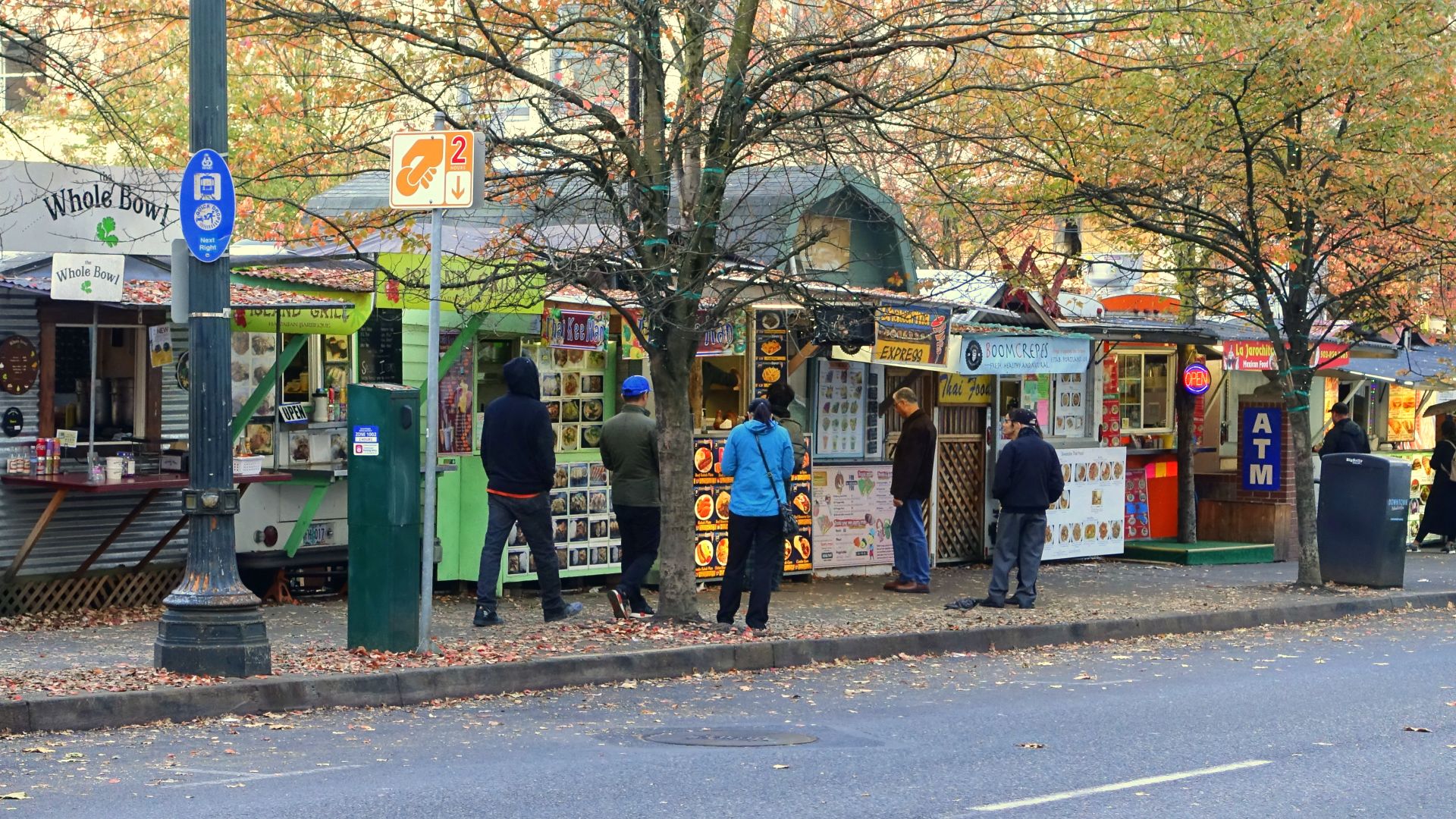 File:Food carts - Portland, Oregon - DSC01696.jpg