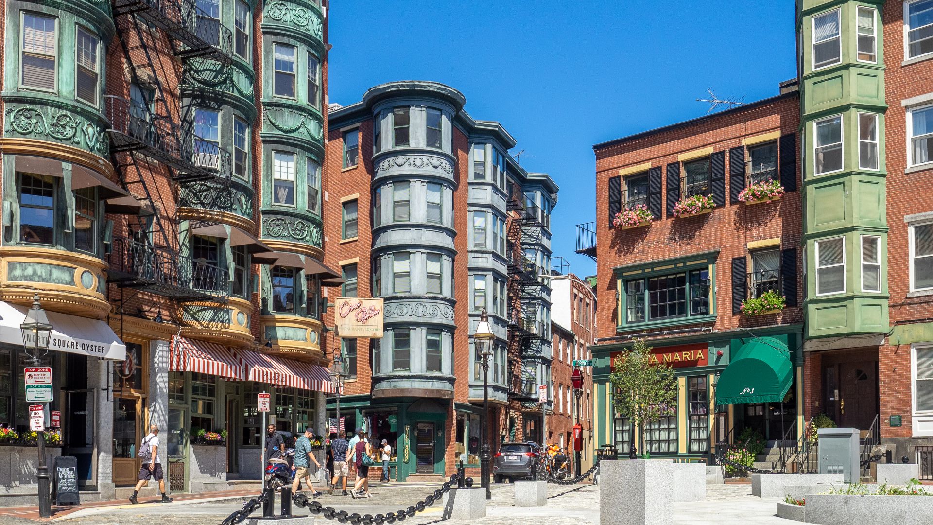 File:Boston - North End (48718567143).jpg