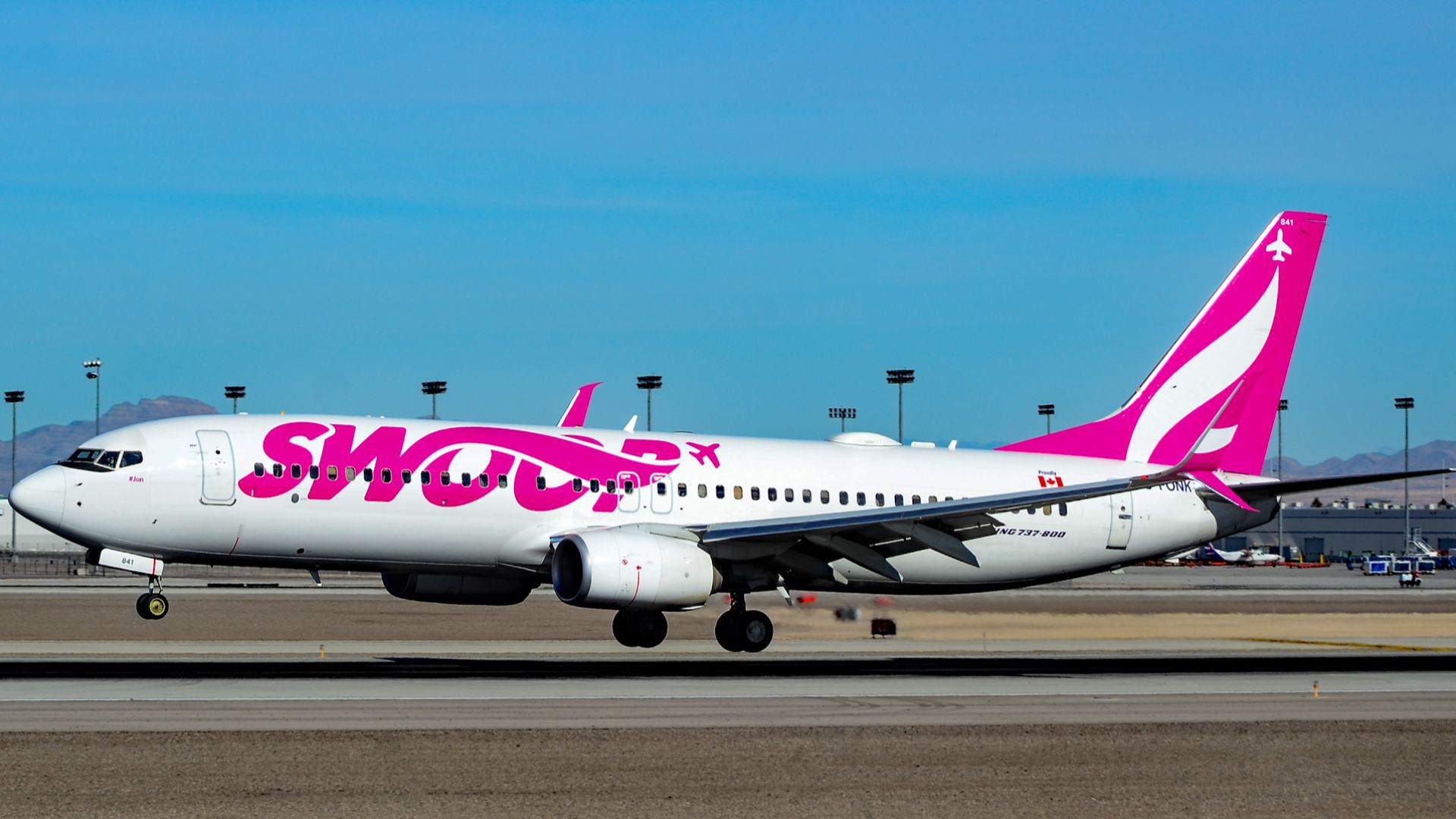 File:C-FONK Swoop Boeing 737-8CT s n 40835 (39783249613).jpg