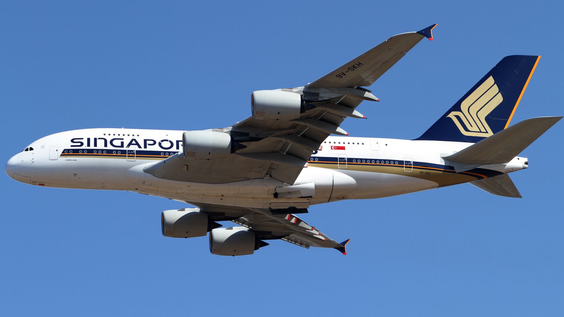File:Singapore Airlines A380-800(9V-SKH) (5441780270).jpg