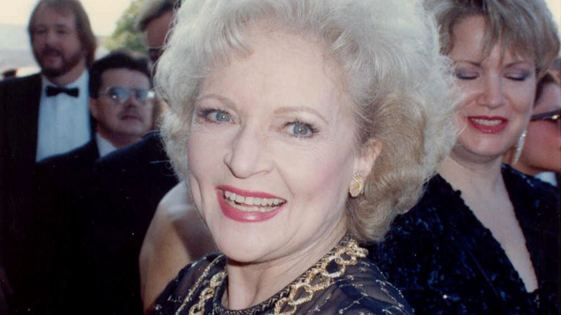 File:Betty White (1989).jpg