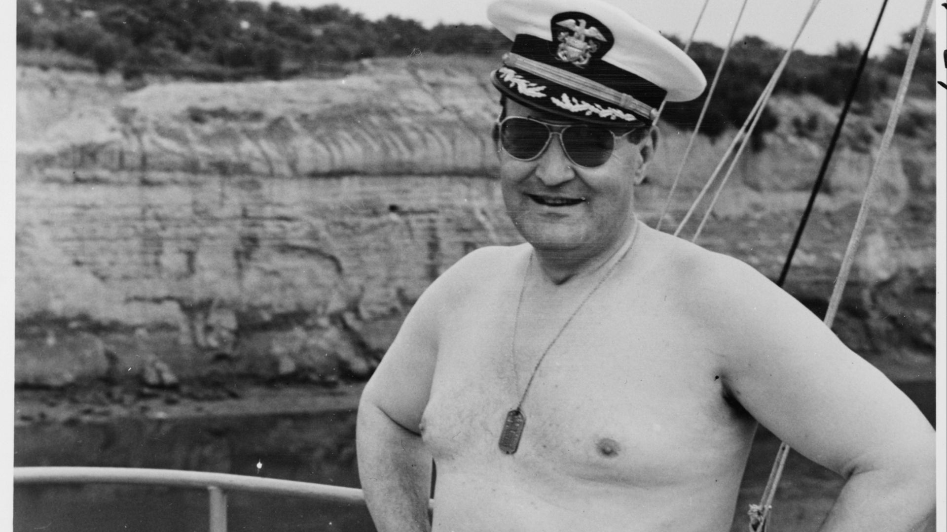 File:Photograph of President Truman's Military Aide, General Harry Vaughan, wearing the Naval Aide's cap as a joke during... - NARA - 198616.jpg