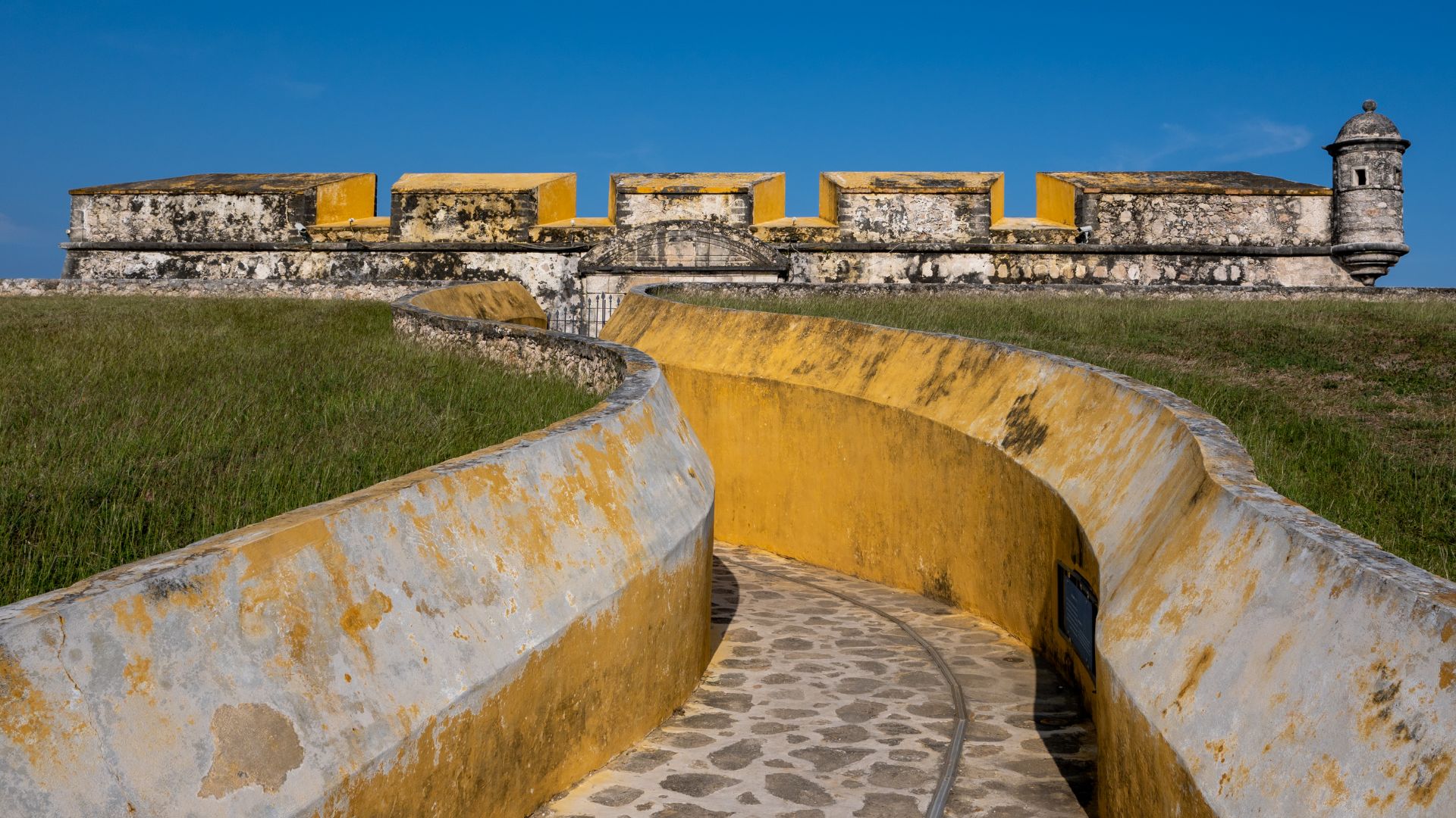 File:San Francisco de Campeche, Campeche Mexico, dic 2023 - 1.jpg