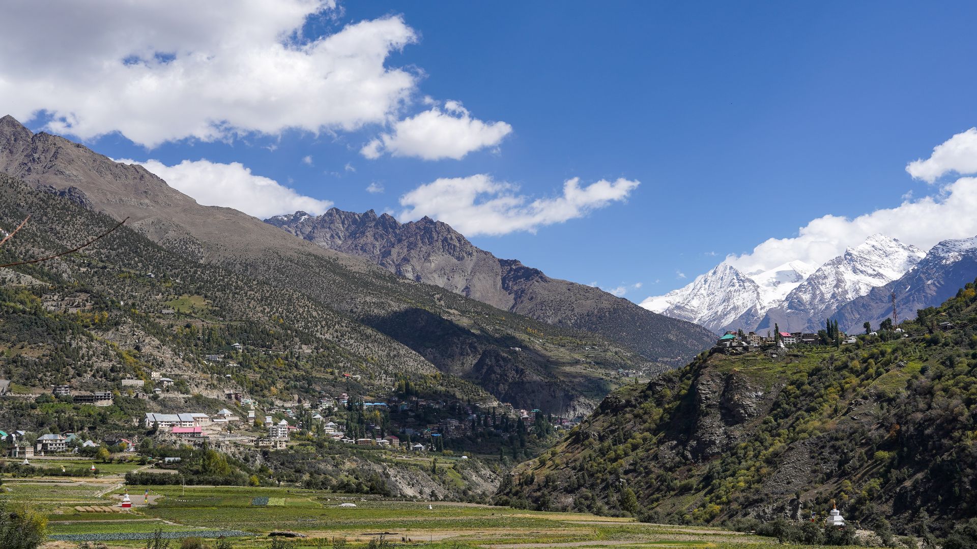 File:Keylong West Lahaul Himachal Oct22 A7C 03375.jpg